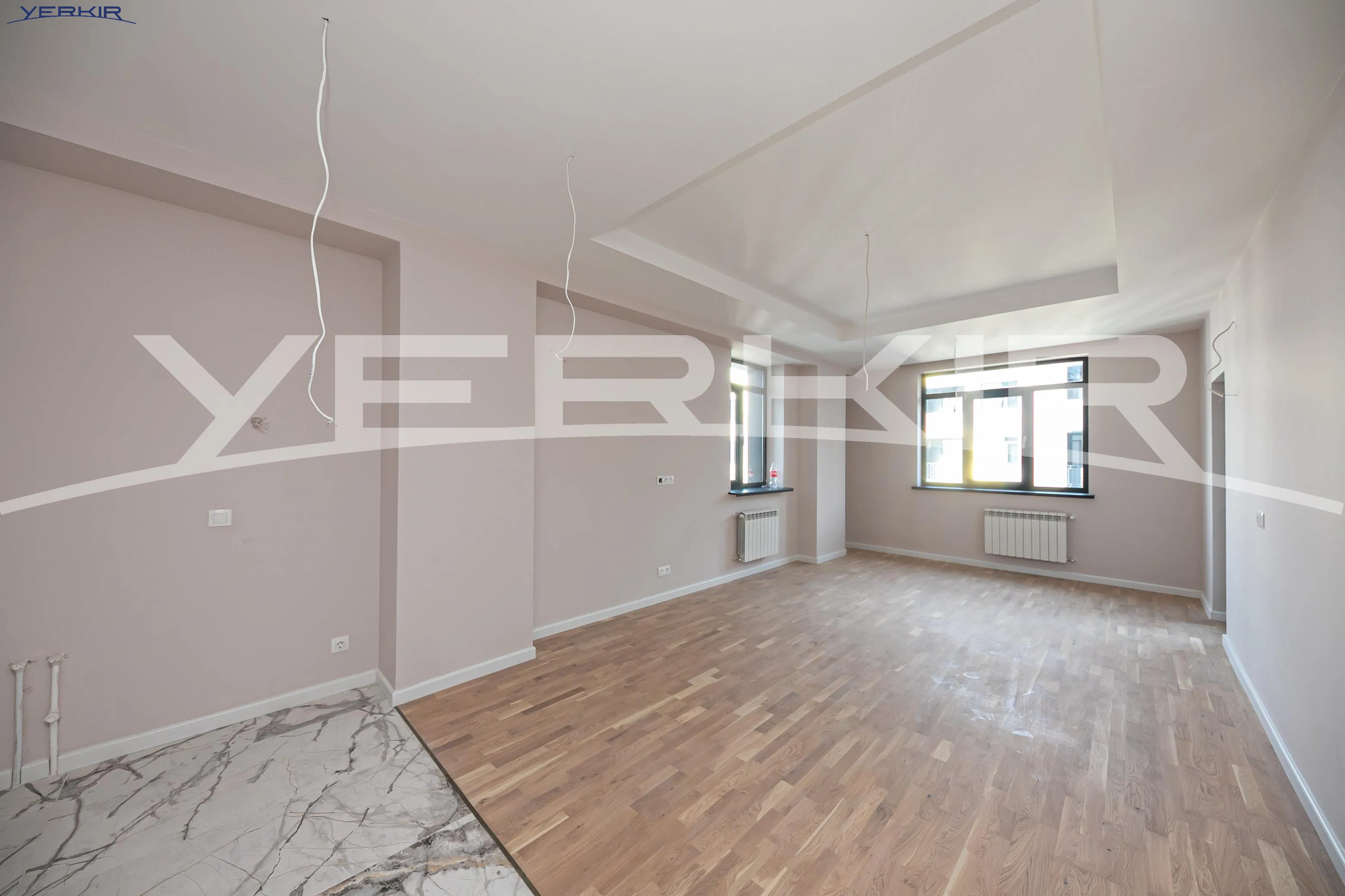 Apartments Code: 10+3740226