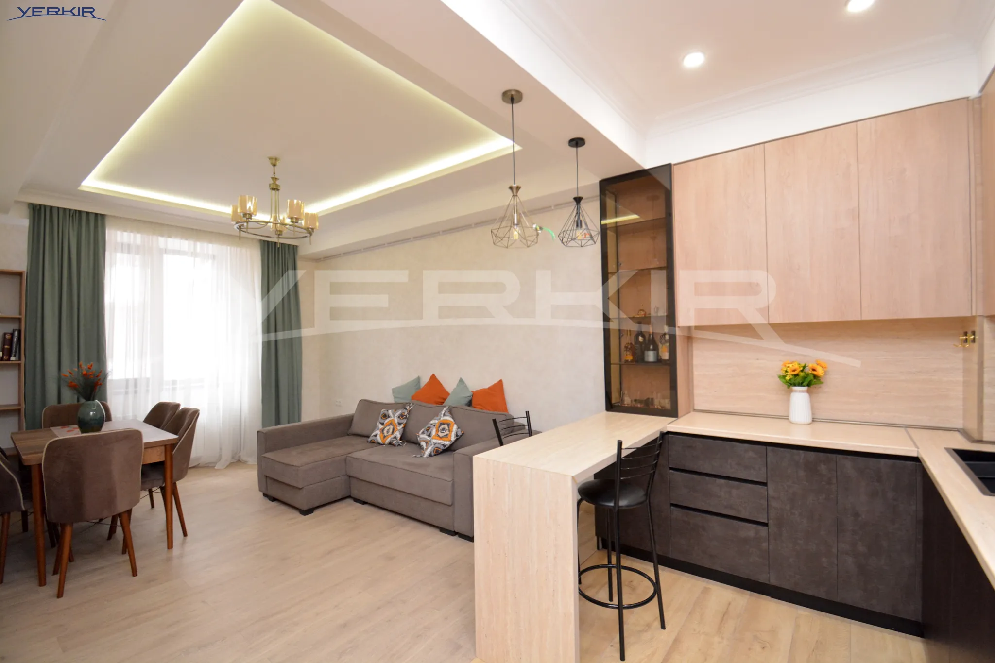 Apartments Code: 9+3227654
