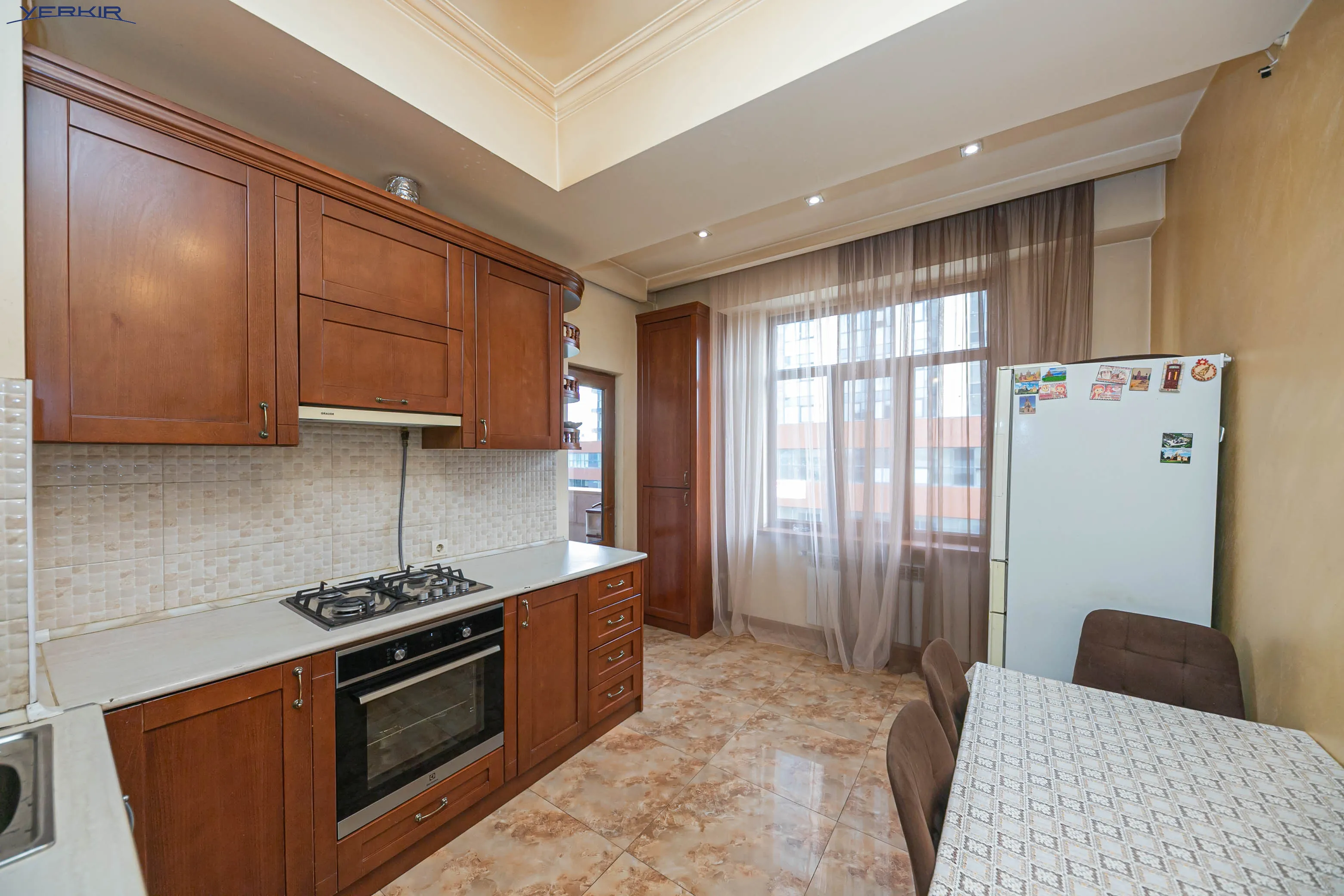 Բնակարաններ Կոդ` 10+3471951