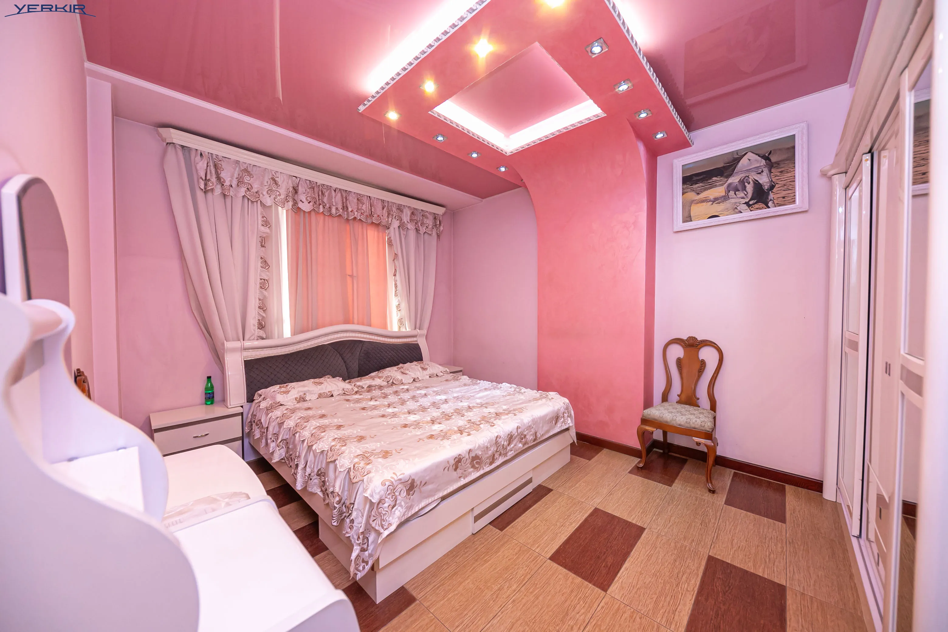 Apartments Code: 10+3174090