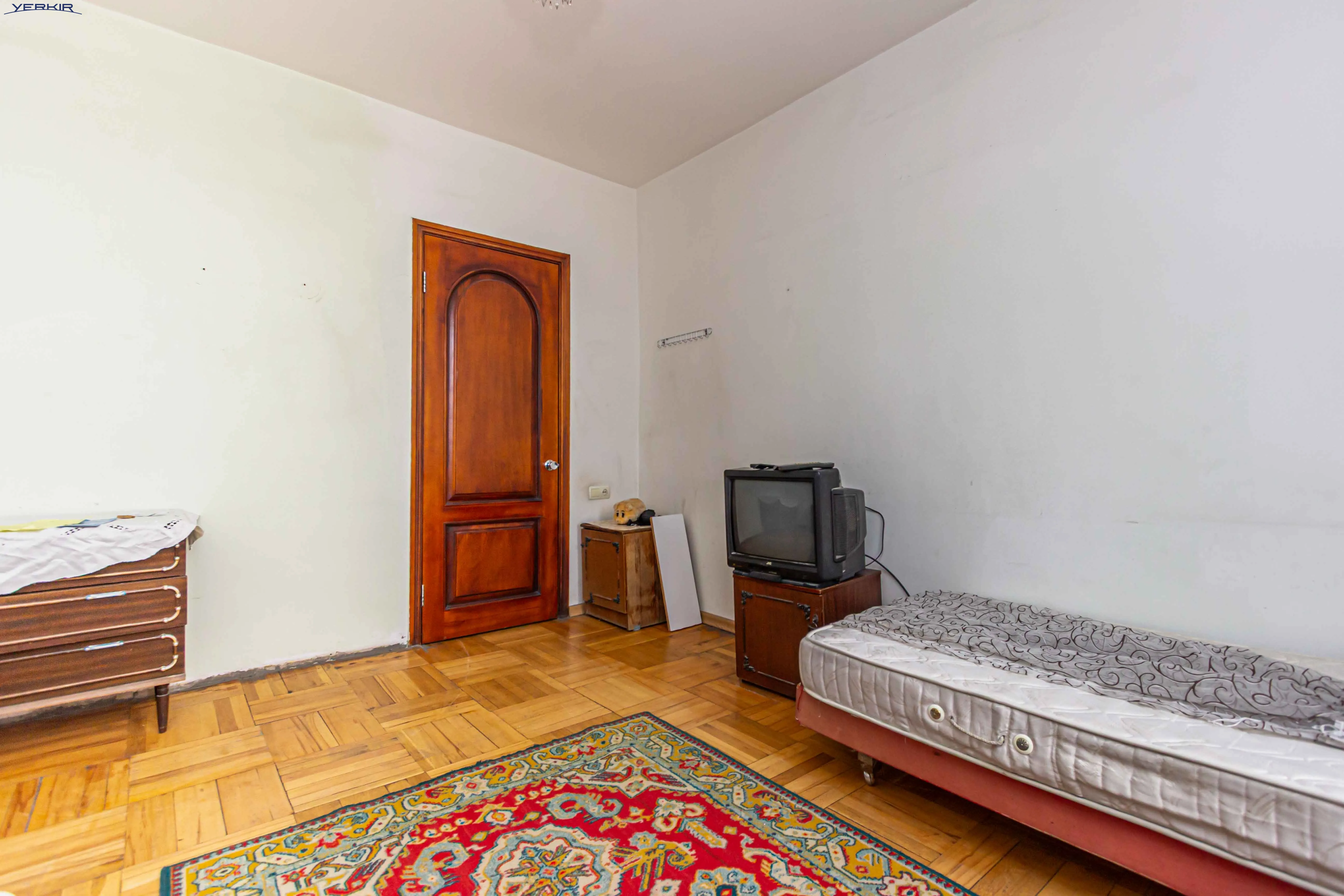 Բնակարաններ Կոդ` 9+3159565