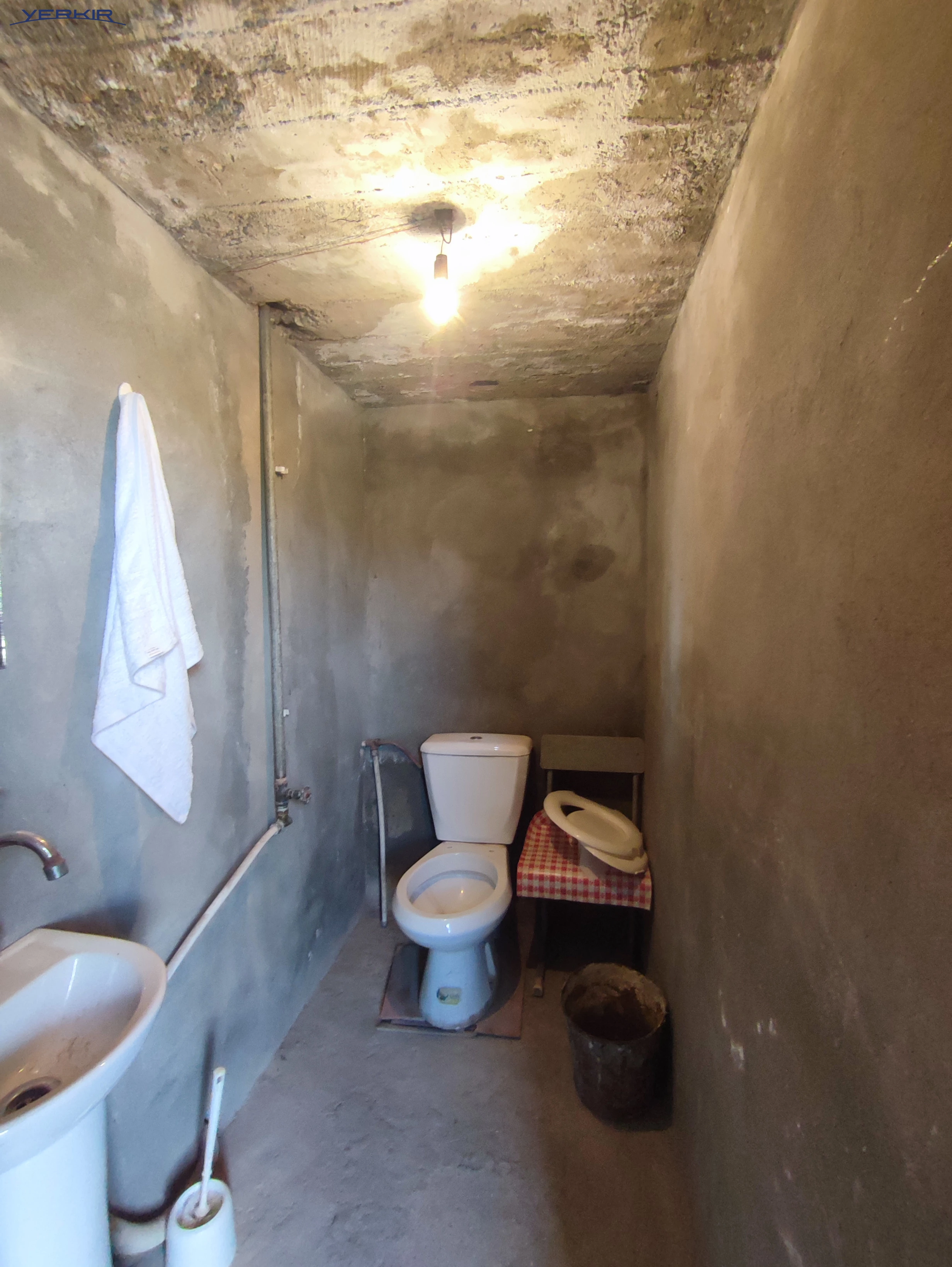 Houses Code: 9+513648