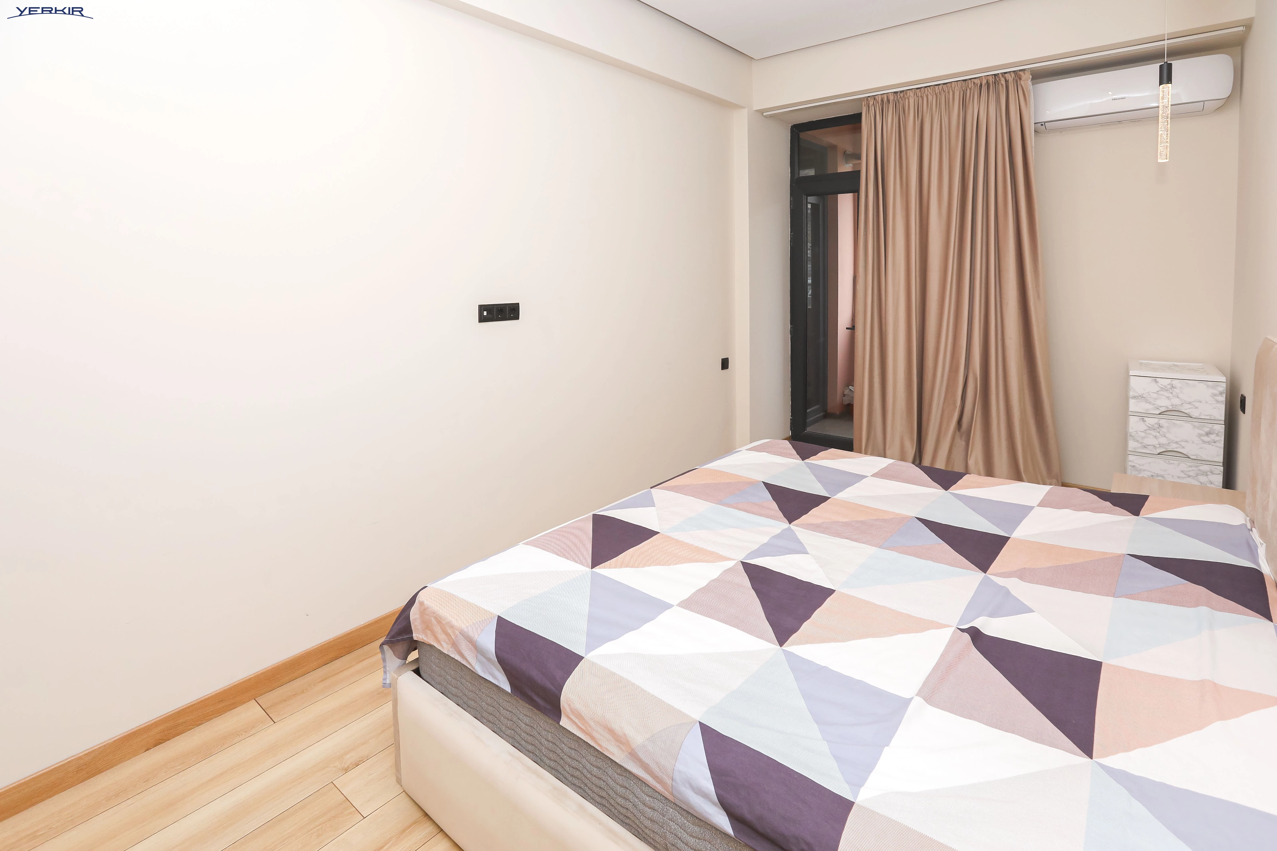 Apartments Code: 10+221020