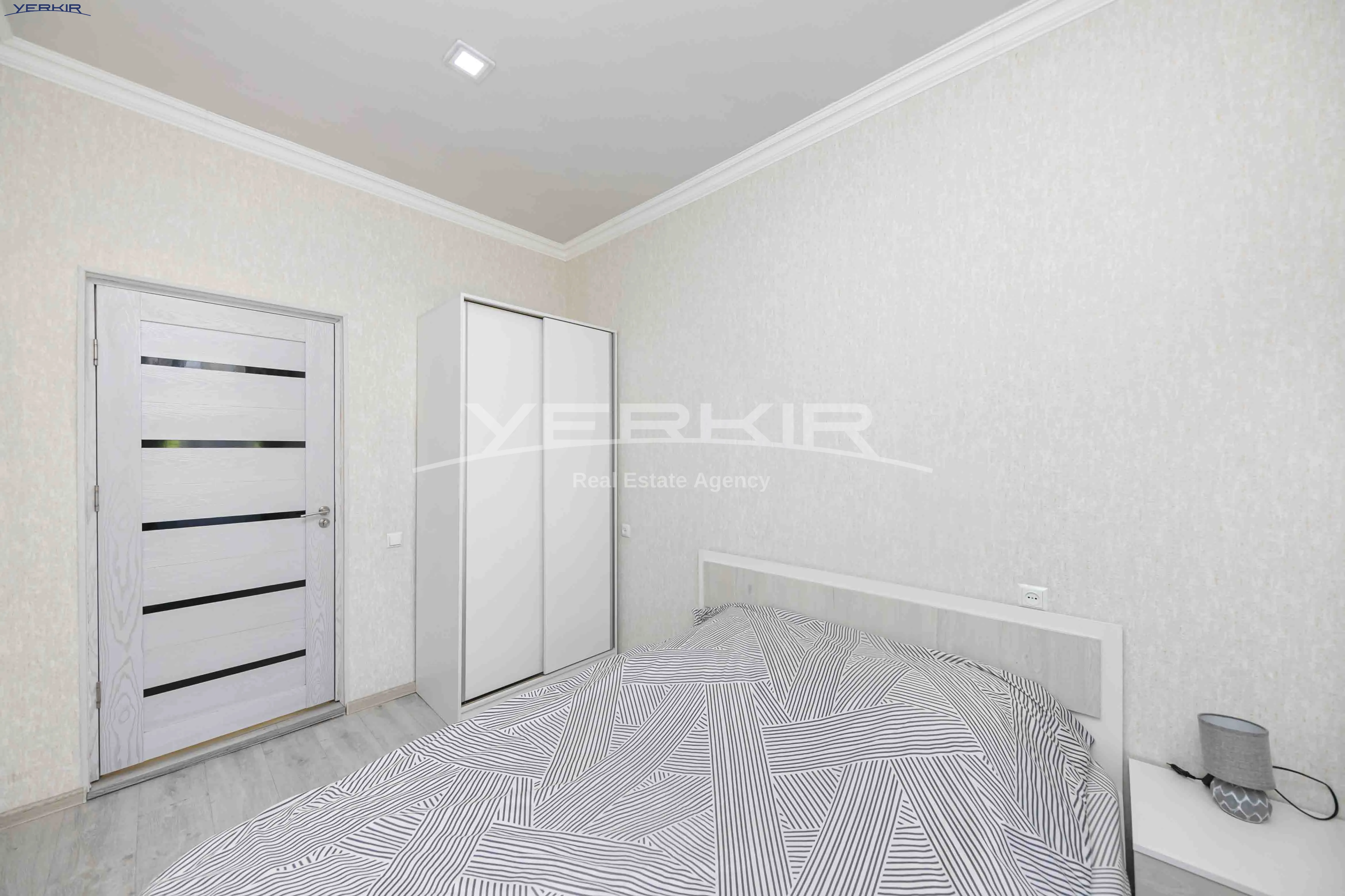 Բնակարաններ Կոդ` 1+1278355