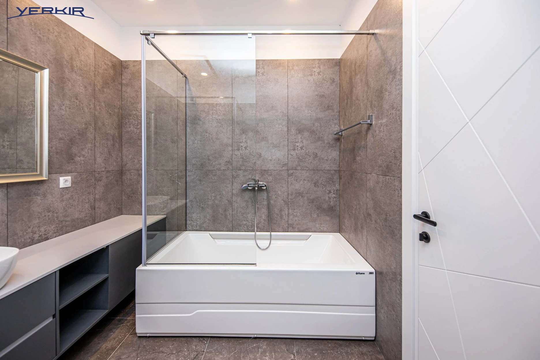 Առանձնատներ Կոդ` 5+513739