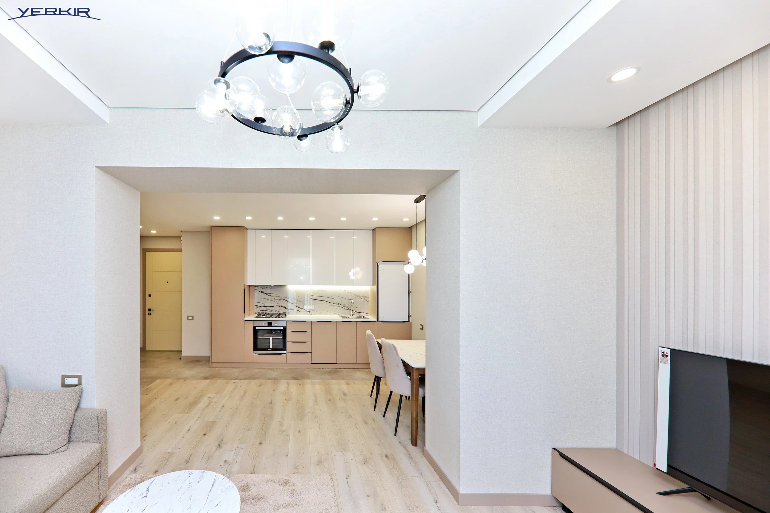 Apartments Code: 5+216781