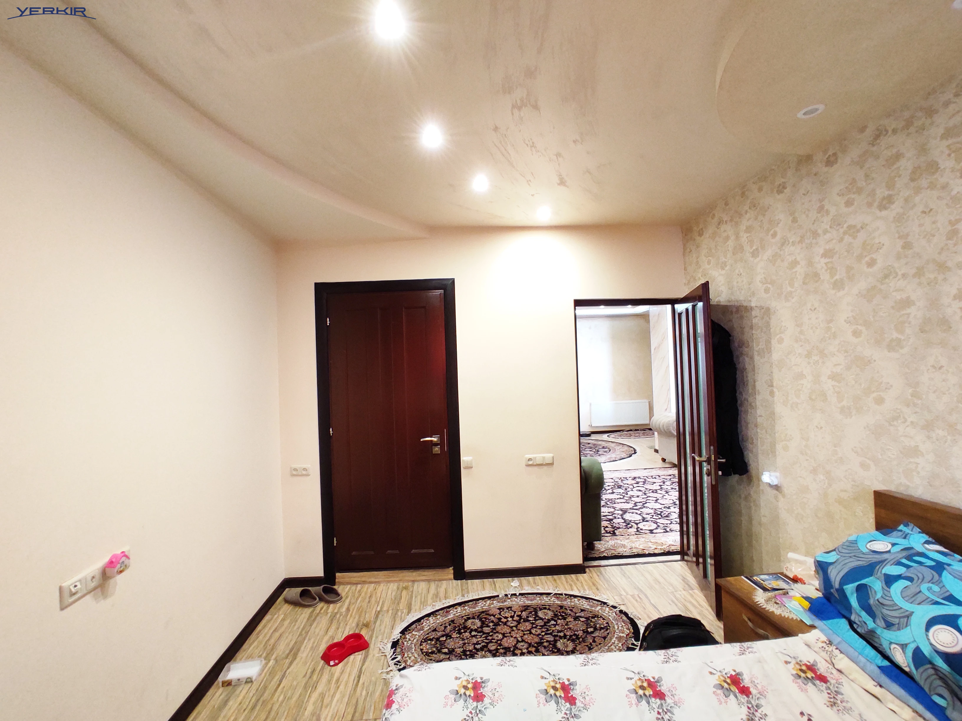Apartments Code: 10+414376