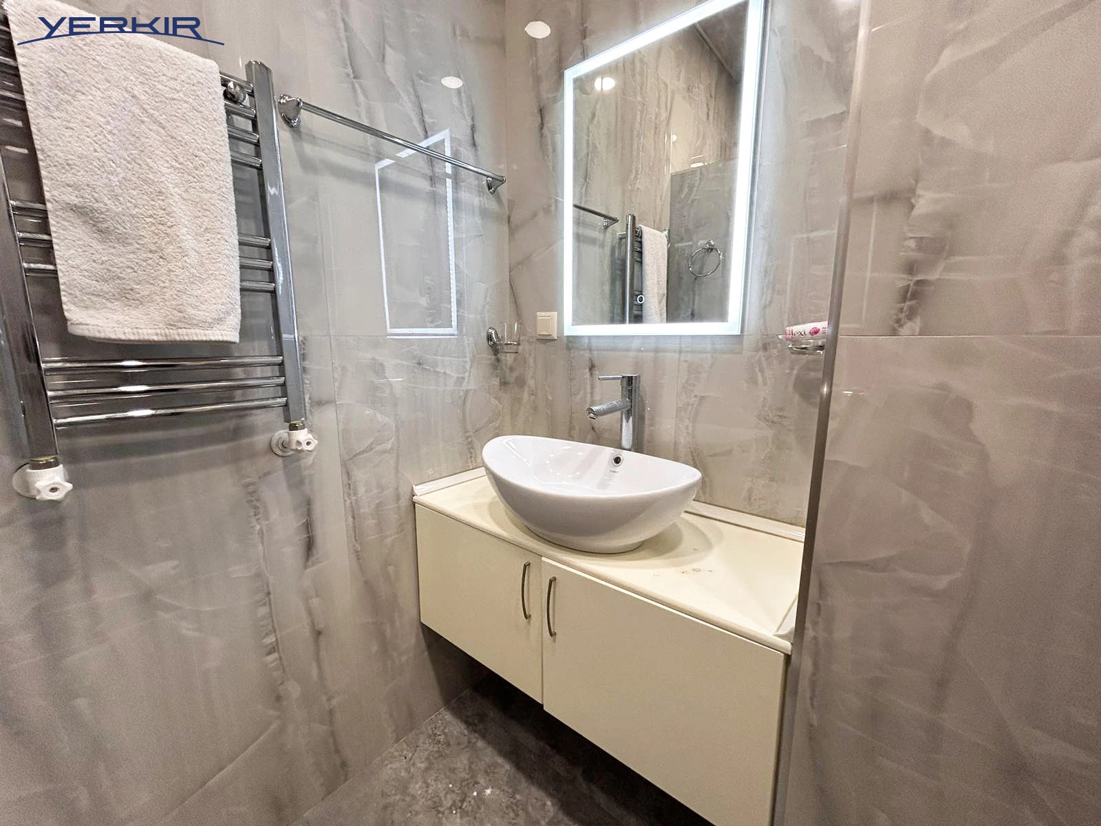 Квартиры Код 5+214365
