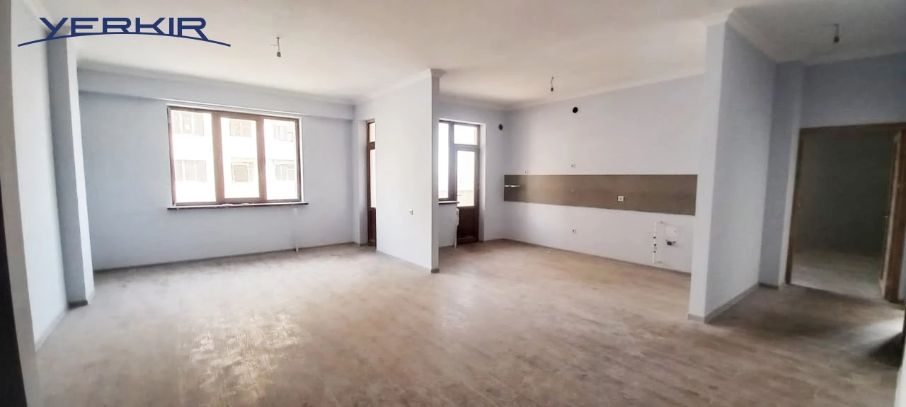 Բնակարաններ Կոդ` 3+4953468