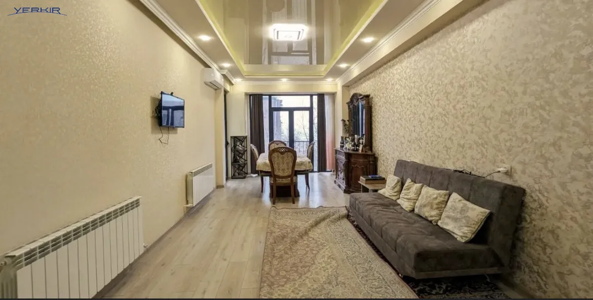 Բնակարաններ Կոդ` 10+3347013