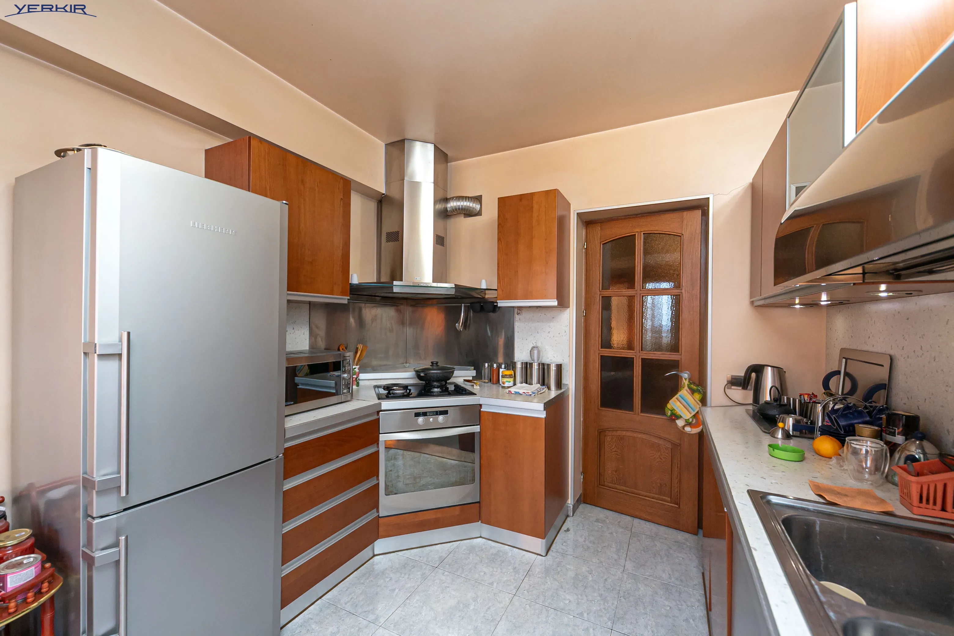 Apartments Code: 1+3574064