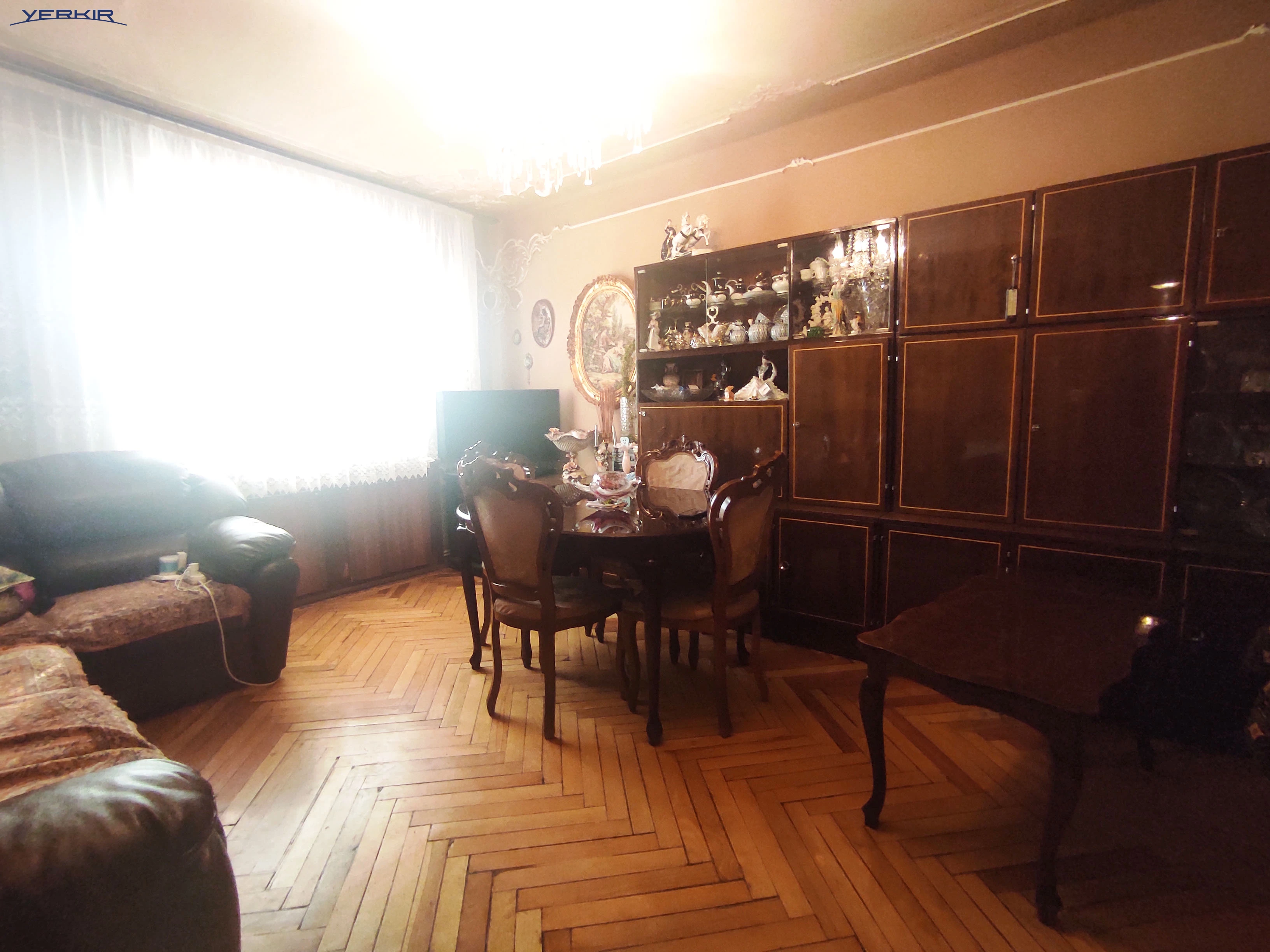 Բնակարաններ Կոդ` 5+211990