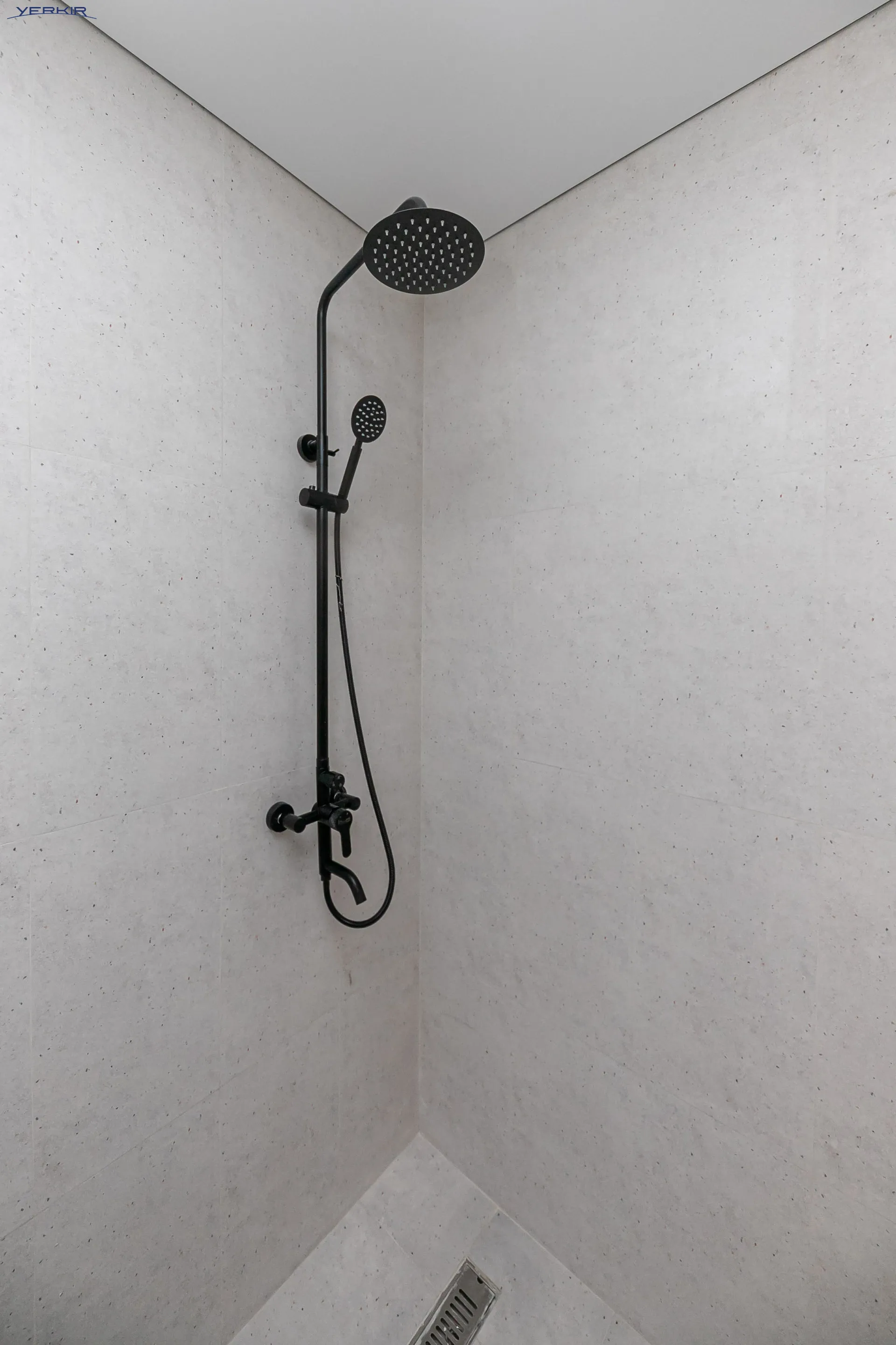 Apartments Code: 5+2454435