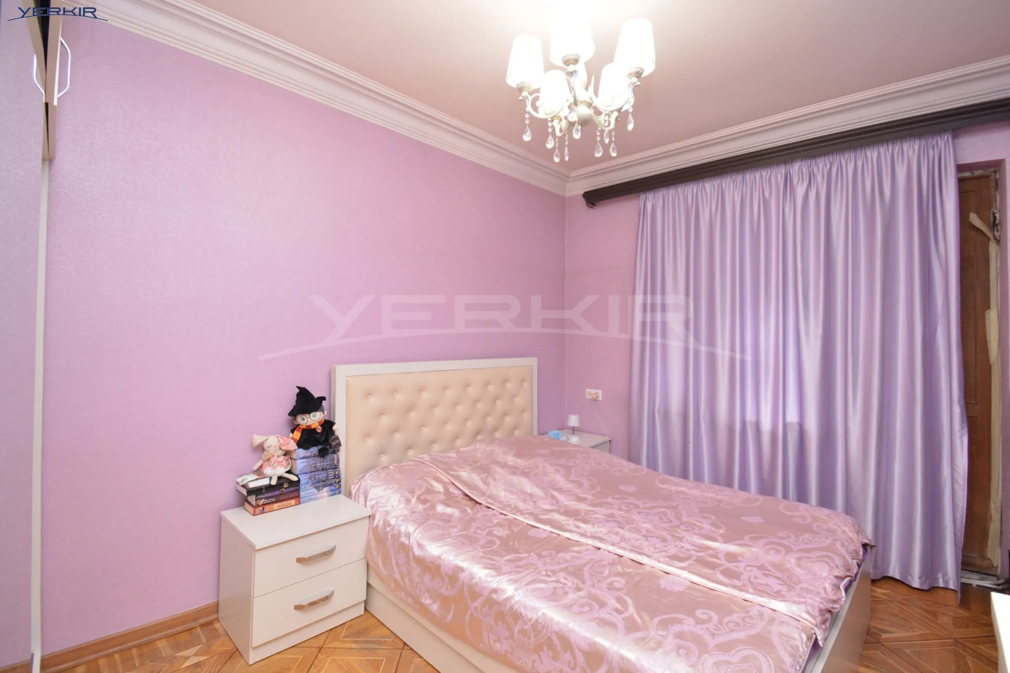 Բնակարաններ Կոդ` 3+3743135