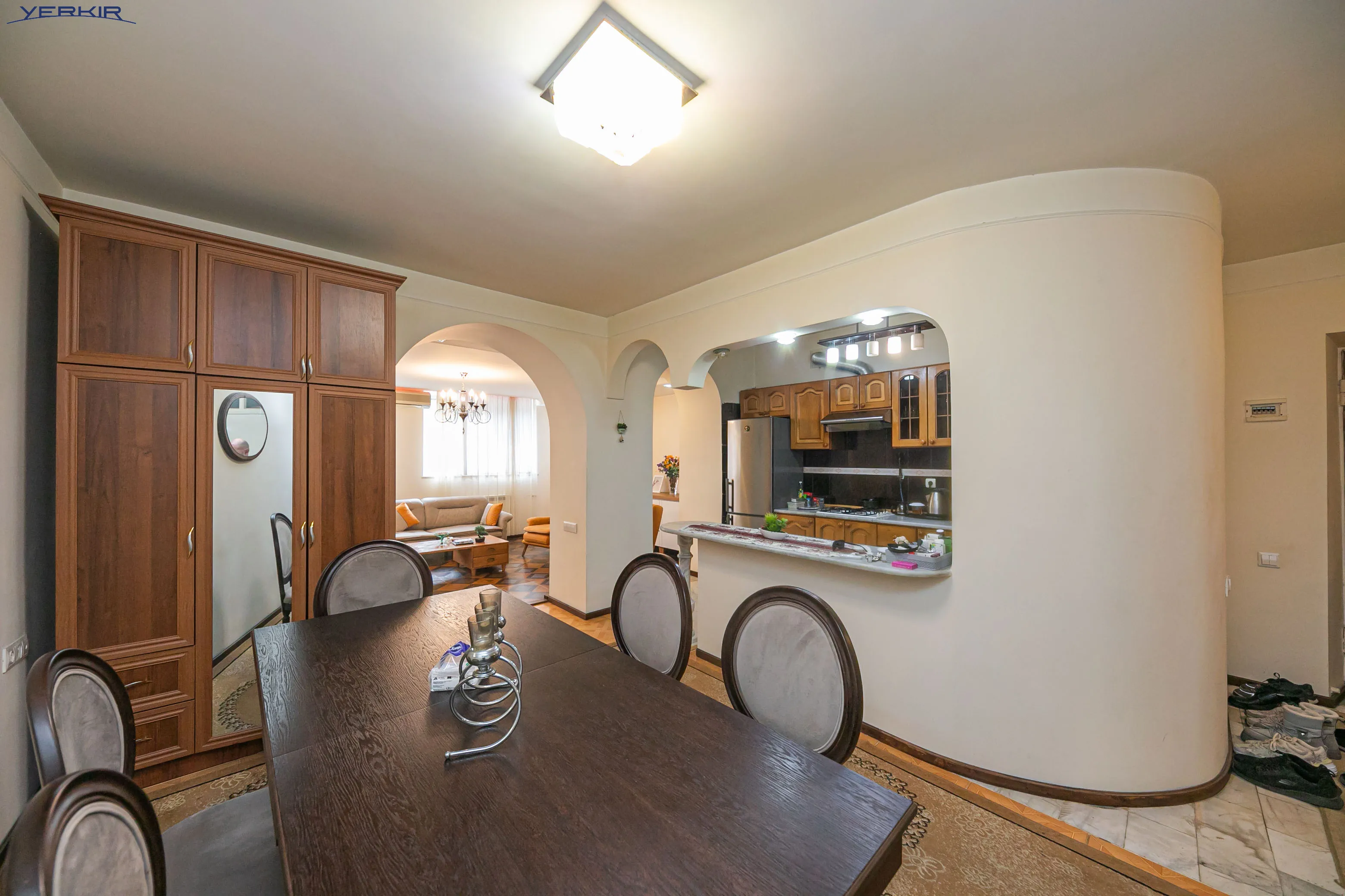 Բնակարաններ Կոդ` 5+2823724