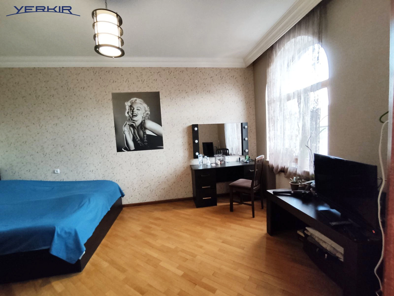 Apartments Code: 9+313008