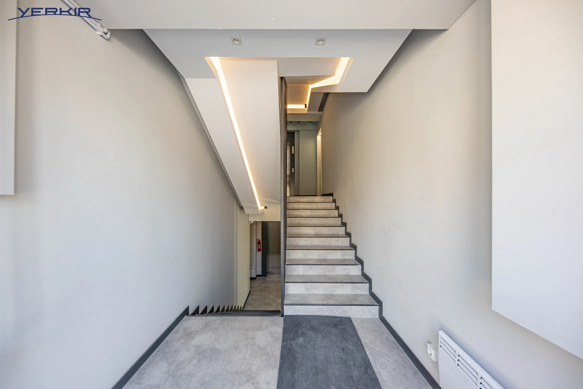 Apartments Code: 5+410523