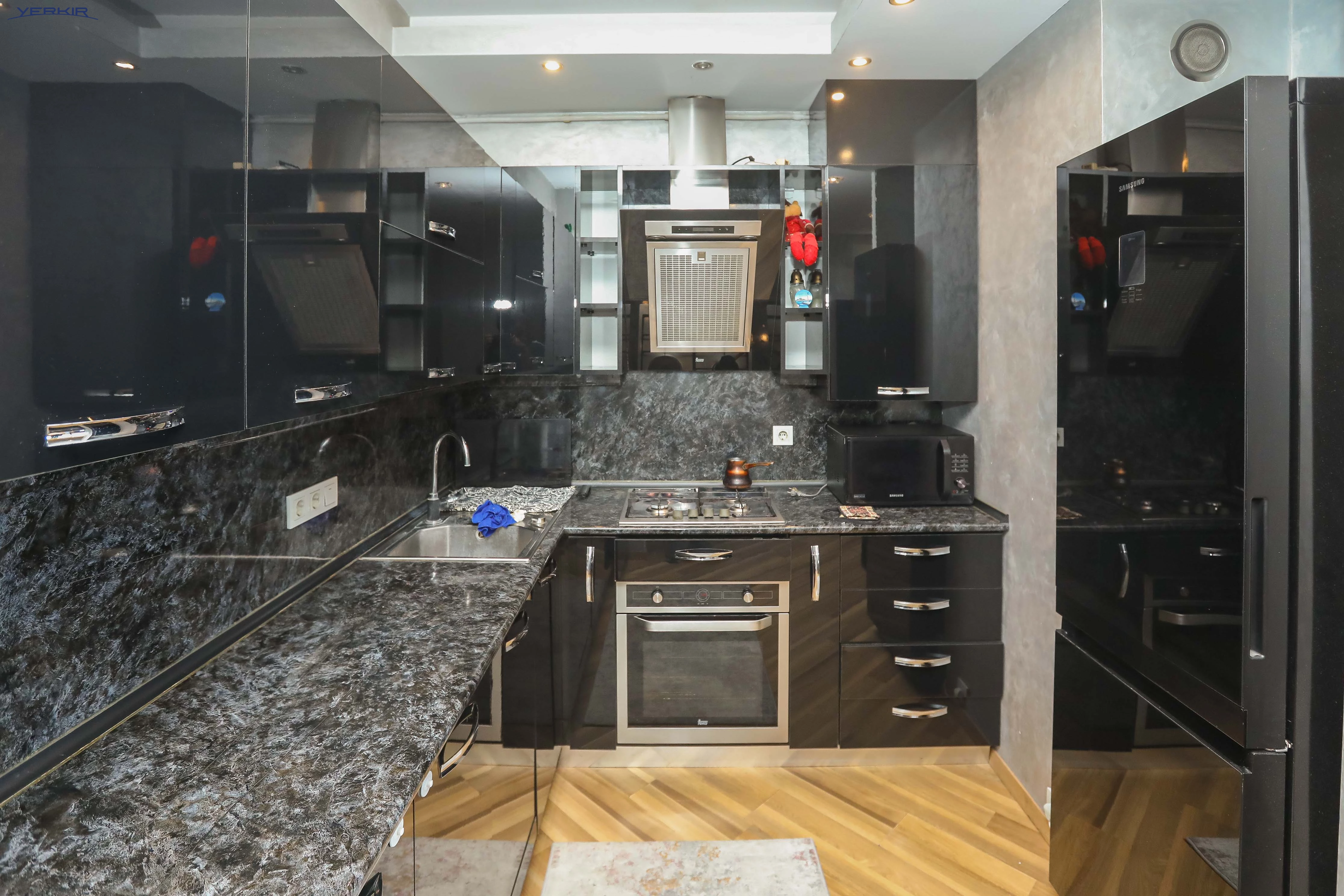 Apartments Code: 10+320880