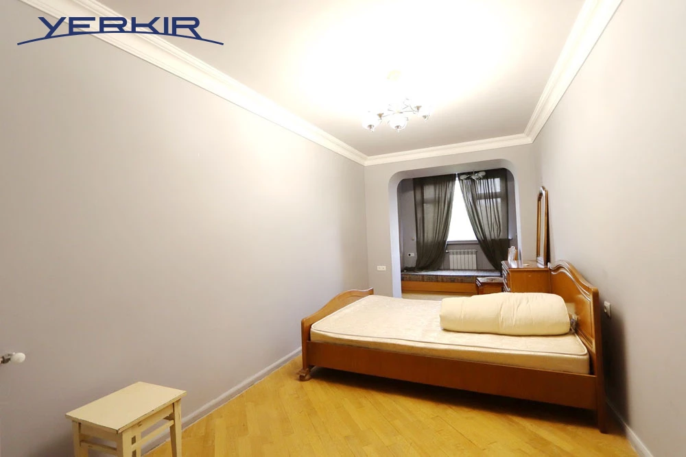 Apartments Code: 4+309319