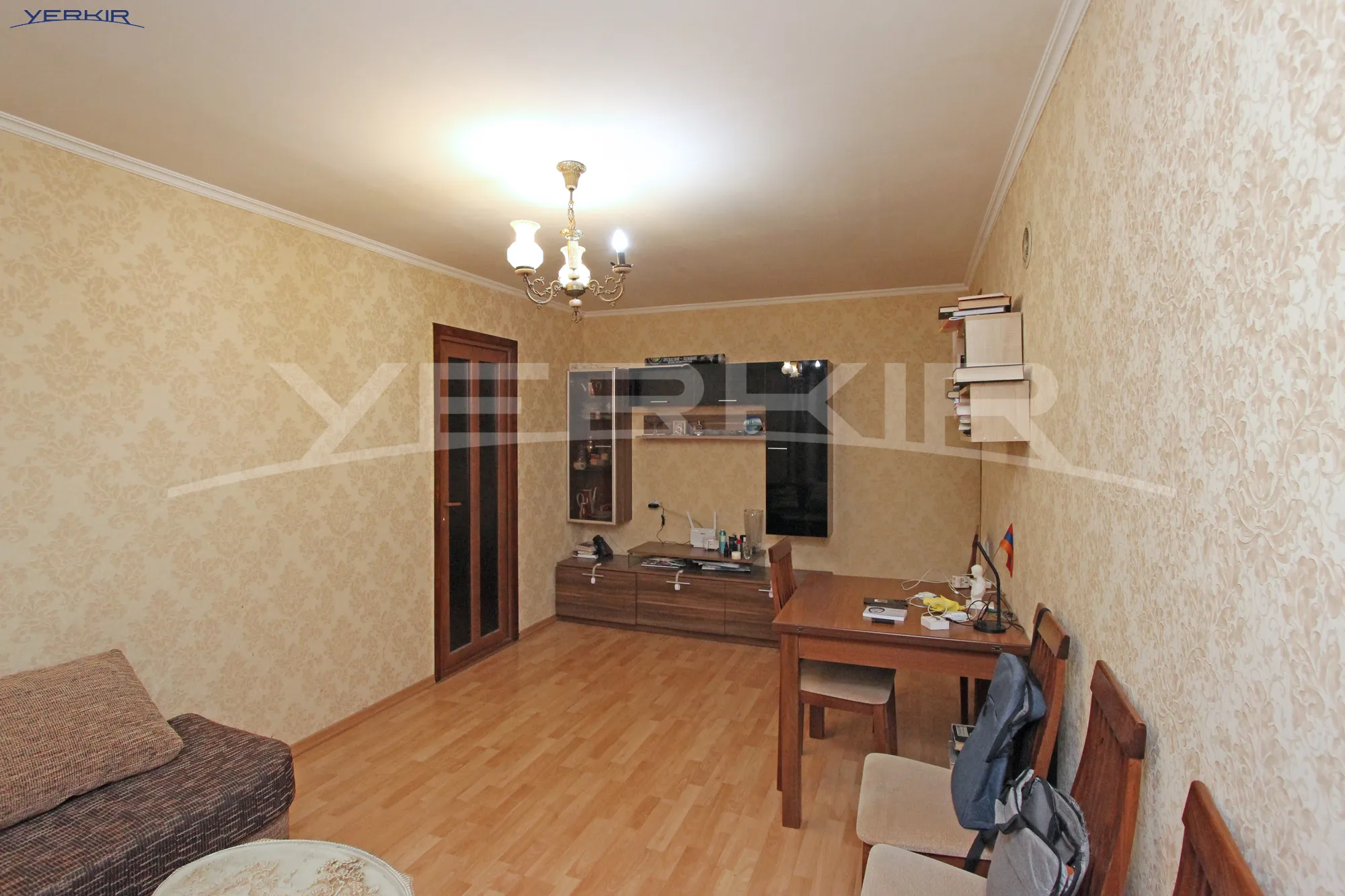 Apartments Code: 9+2673052