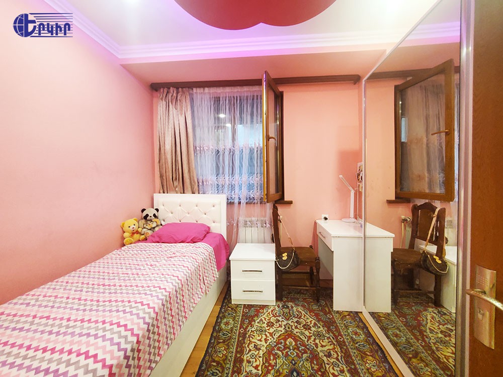 Առանձնատներ Կոդ` 2+51008