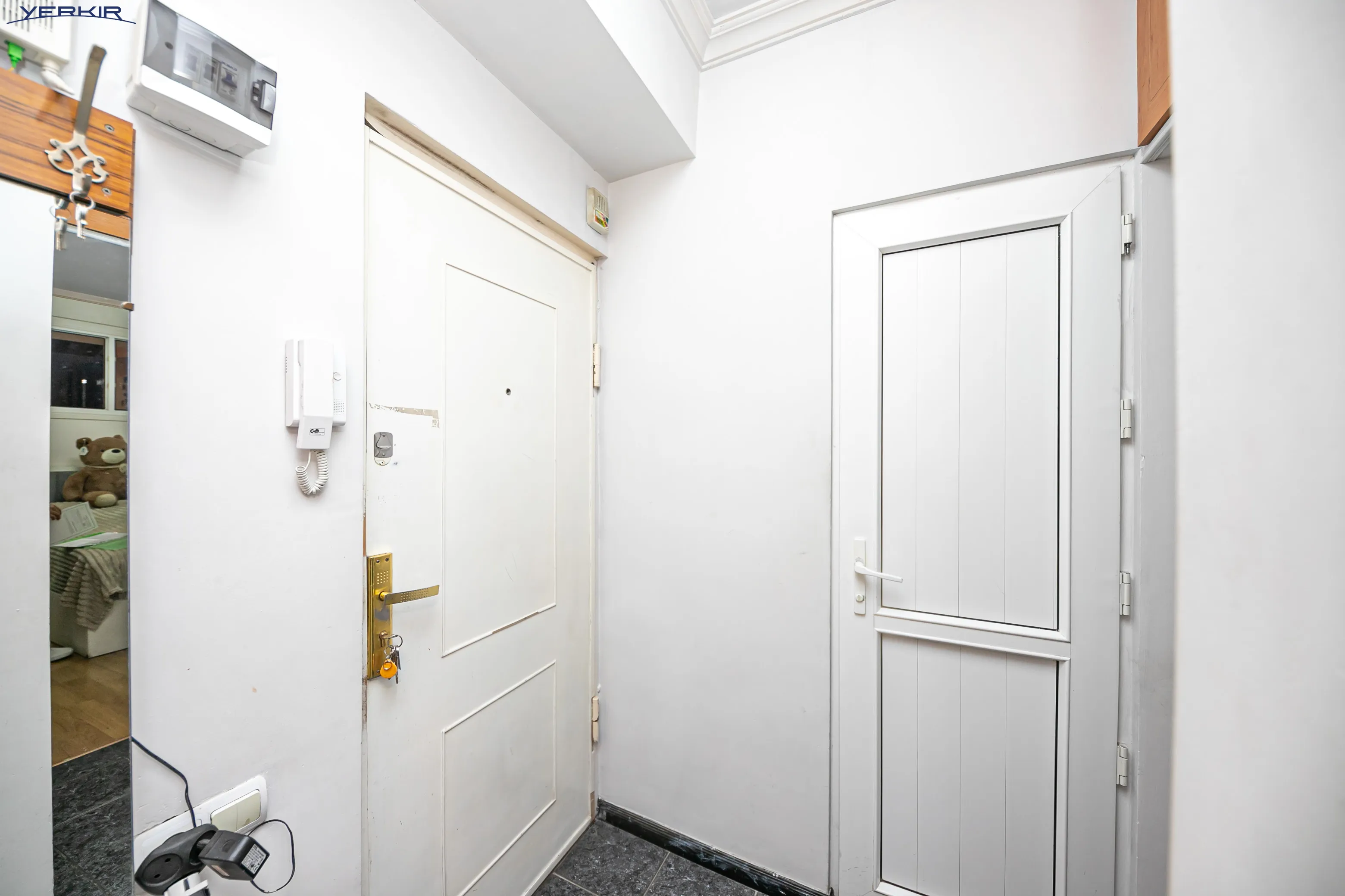 Apartments Code: 9+1294685