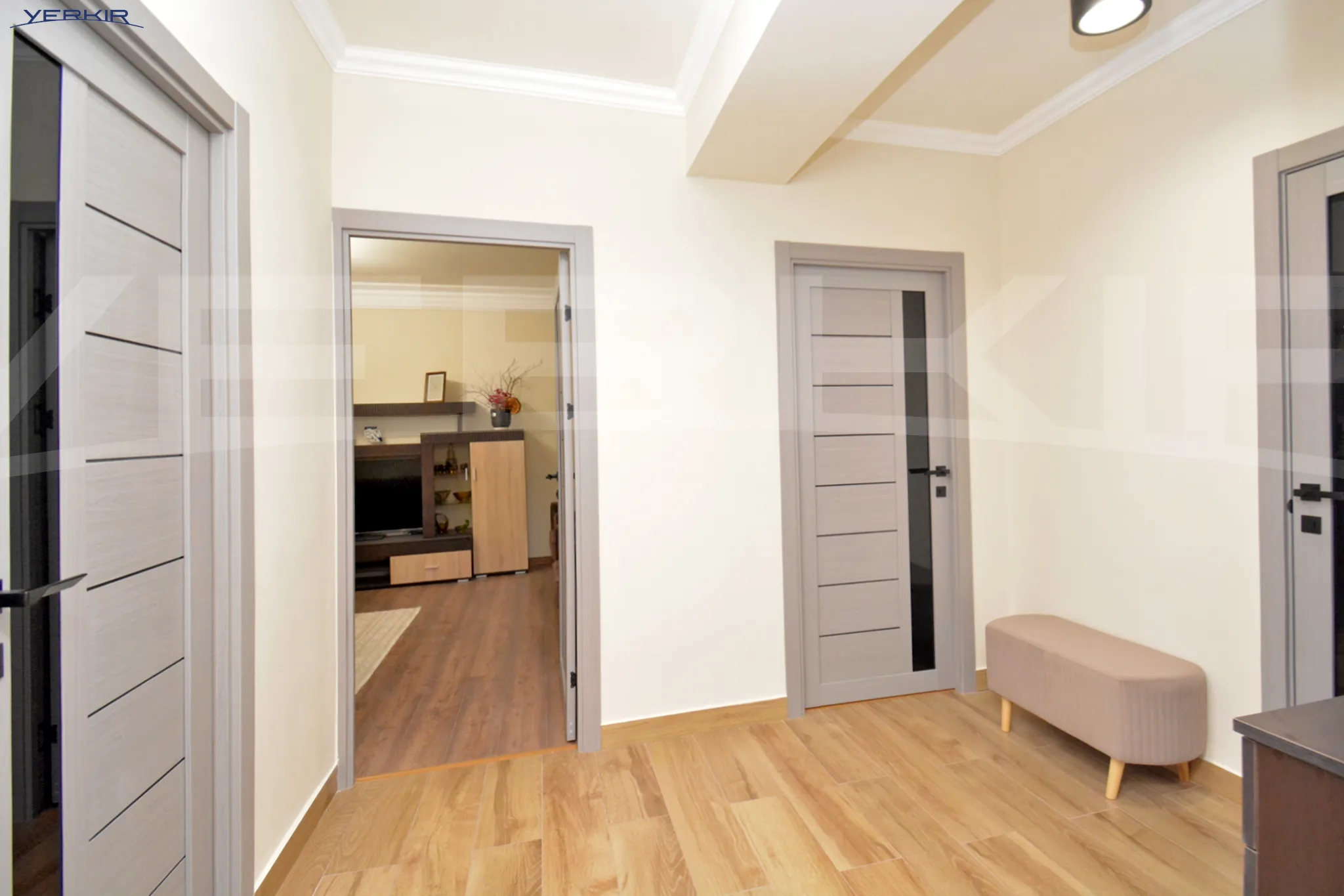 Apartments Code: 3+2973720