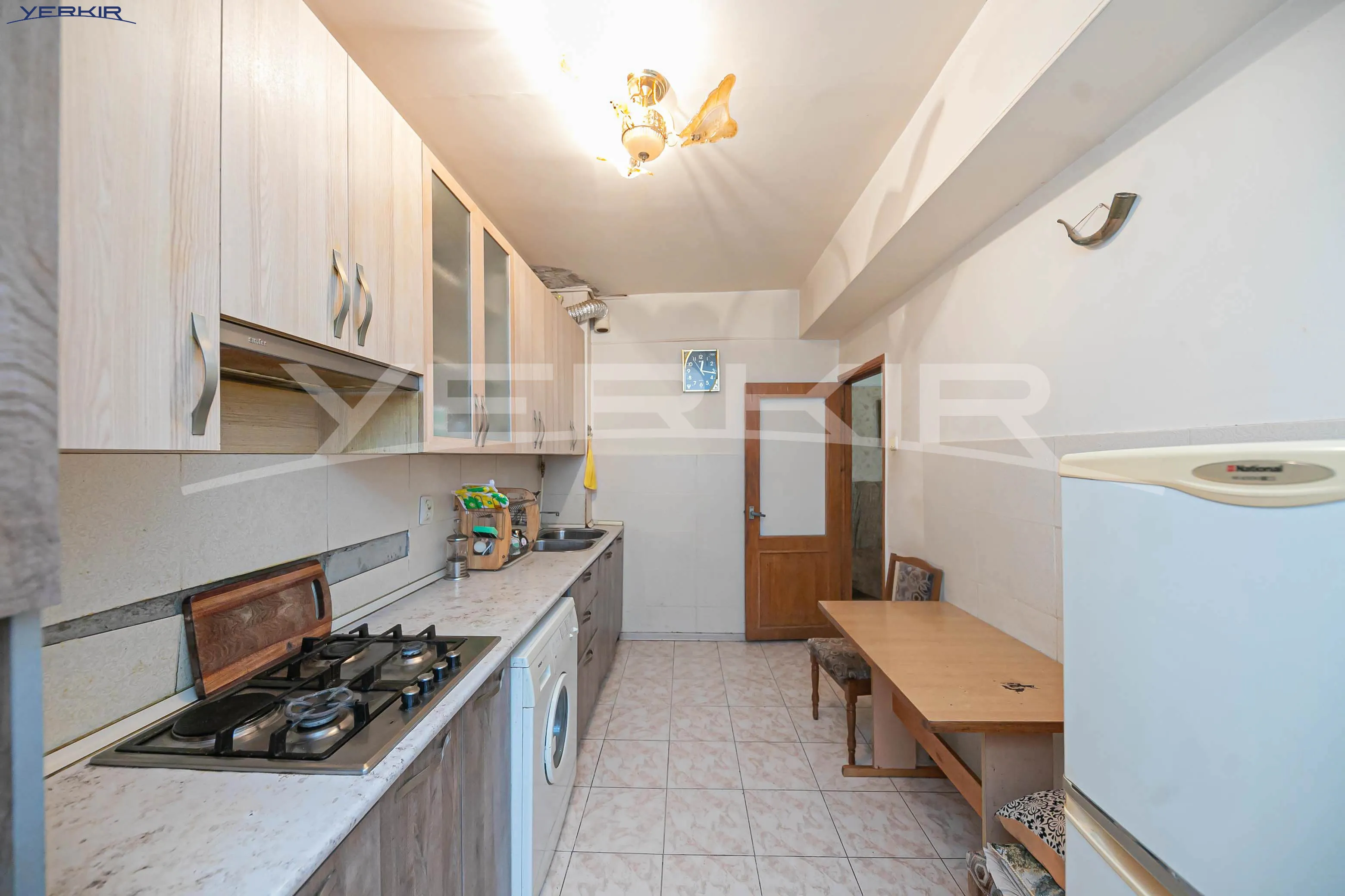 Apartments Code: 10+3240318