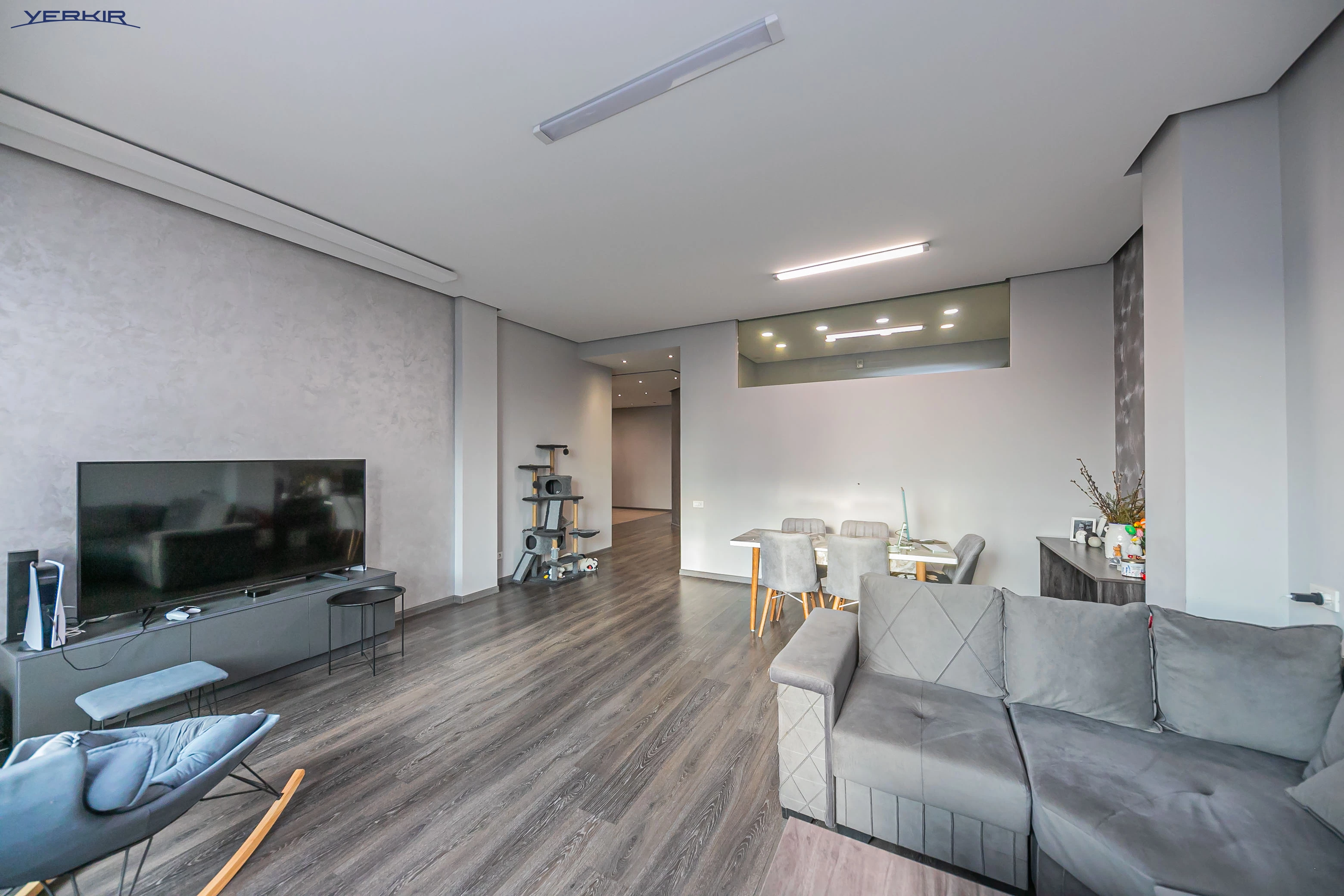 Apartments Code: 5+320850