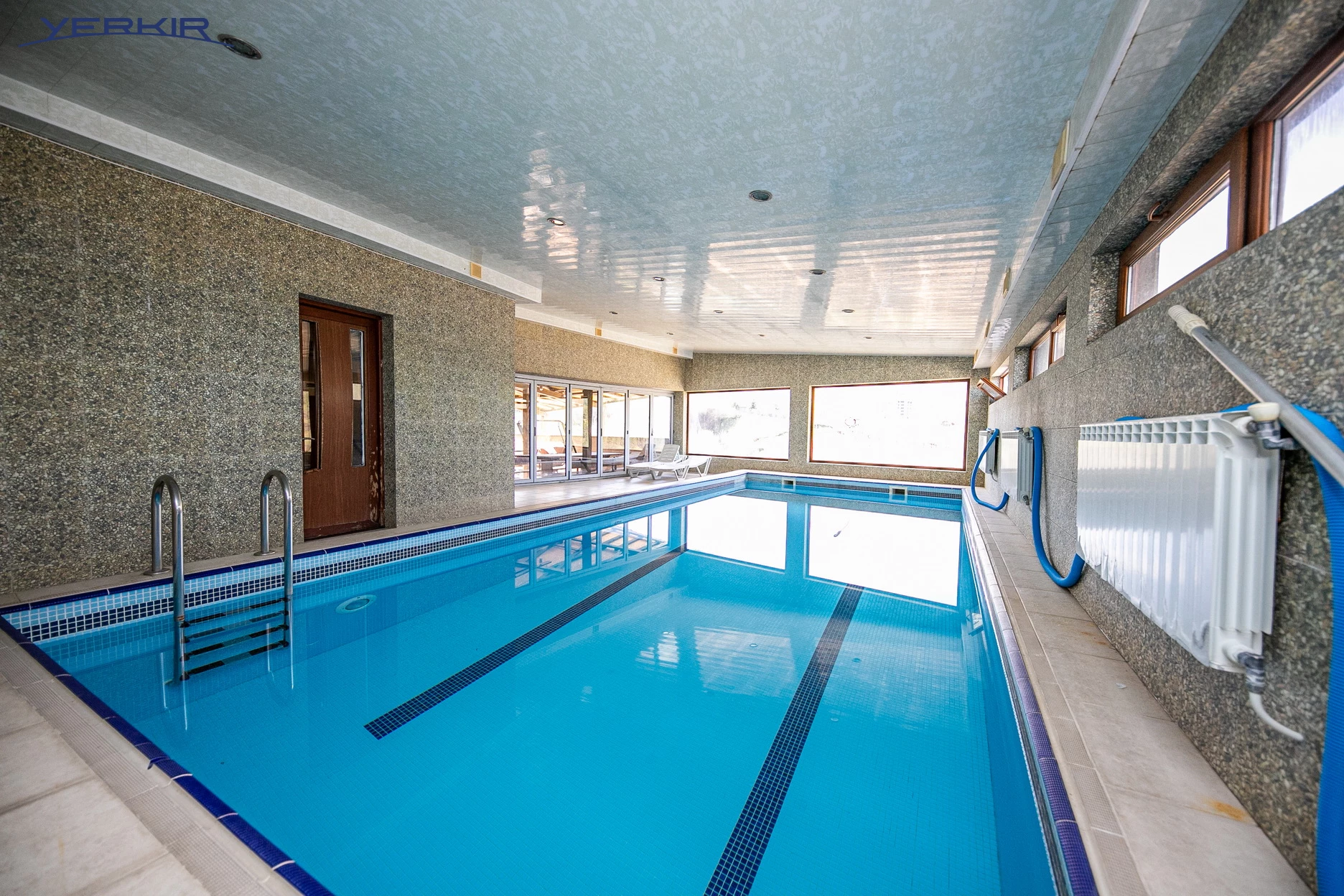 Առանձնատներ Կոդ` 5+517529