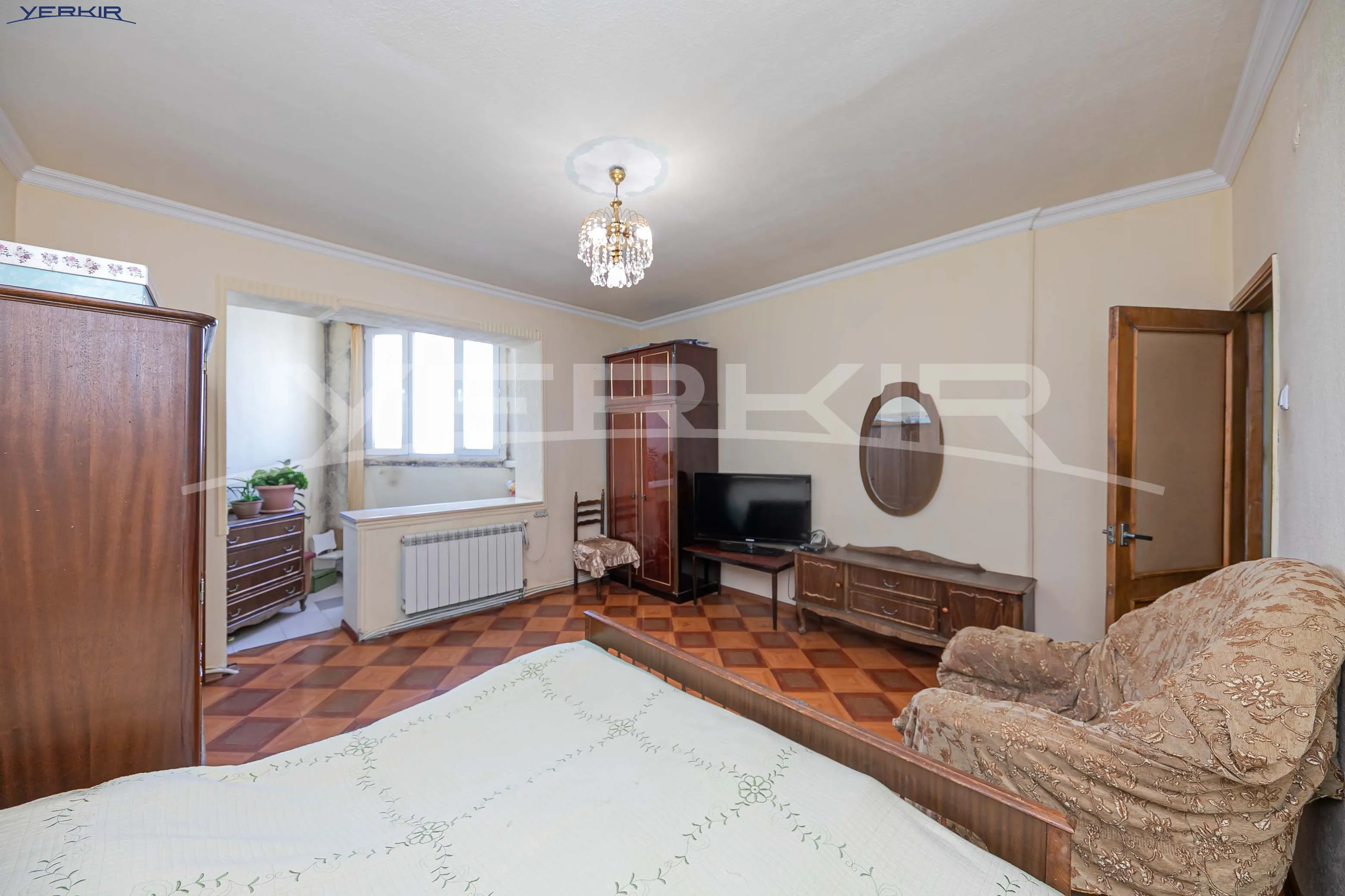 Apartments Code: 10+3240318