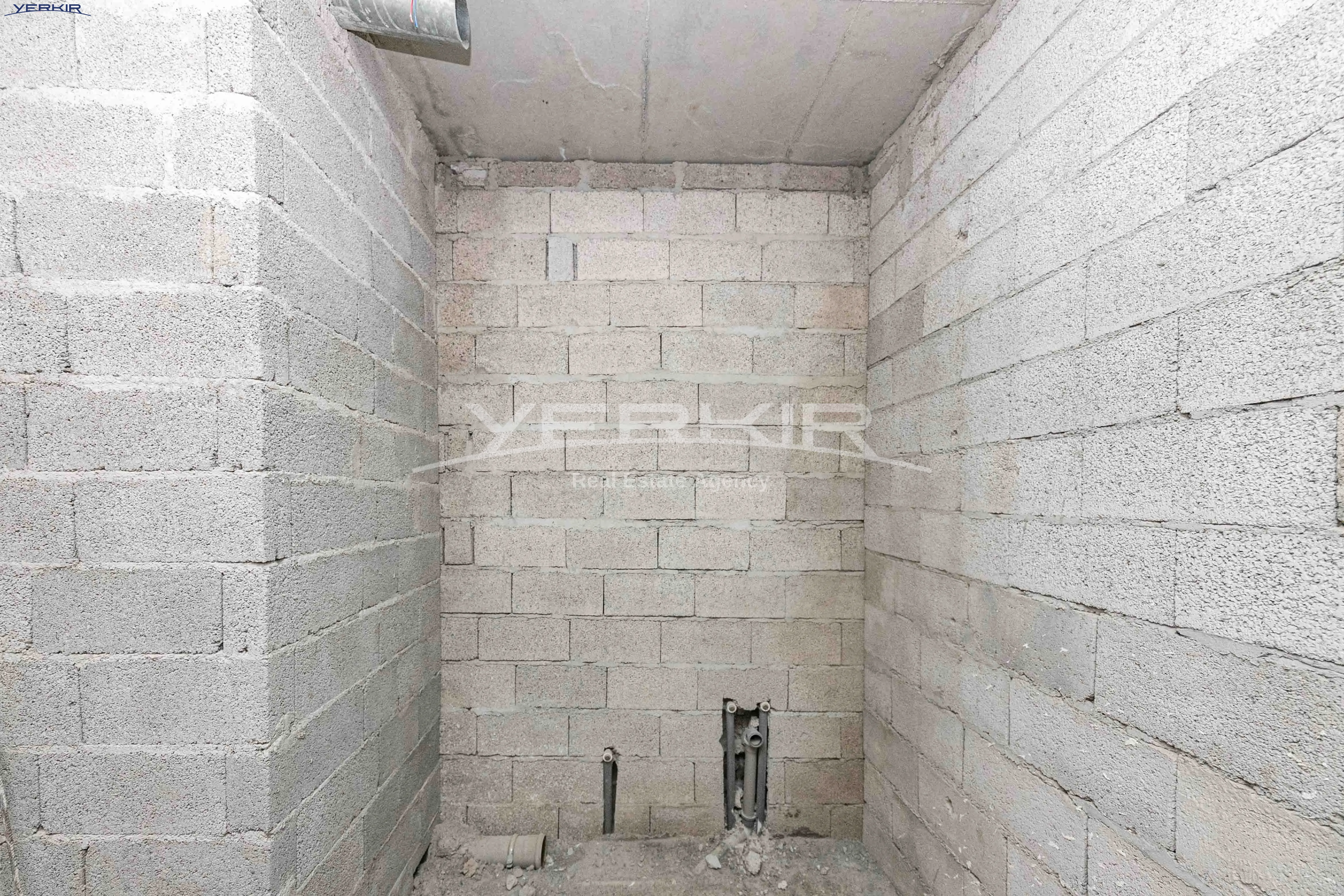 Apartments Code: 1+3381402