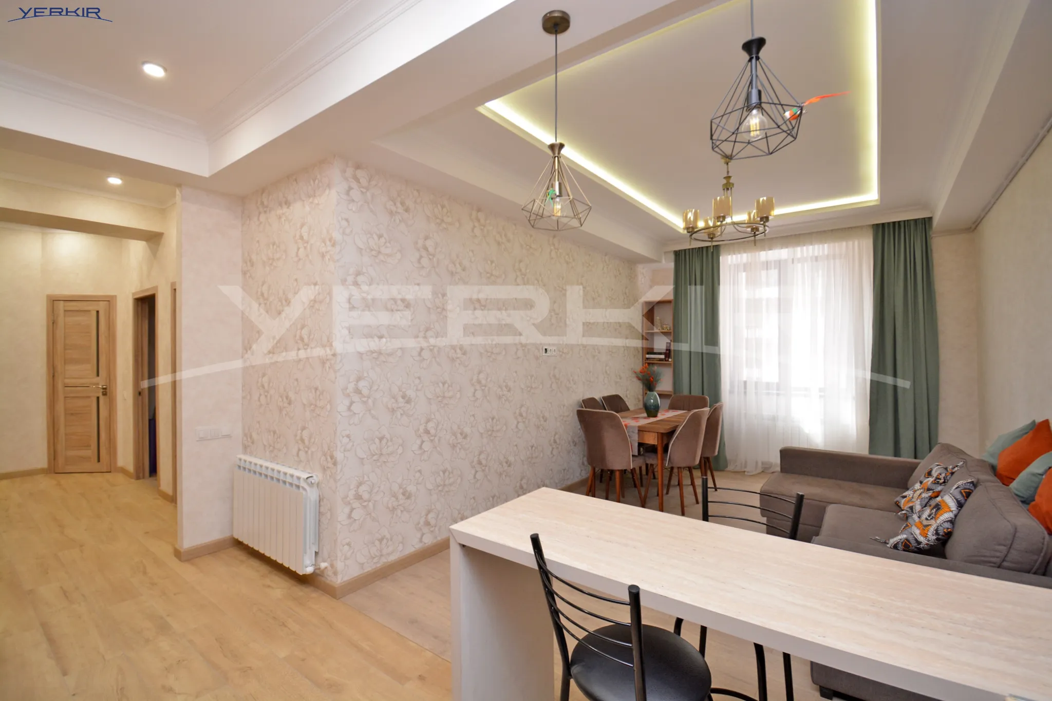 Բնակարաններ Կոդ` 9+3227654
