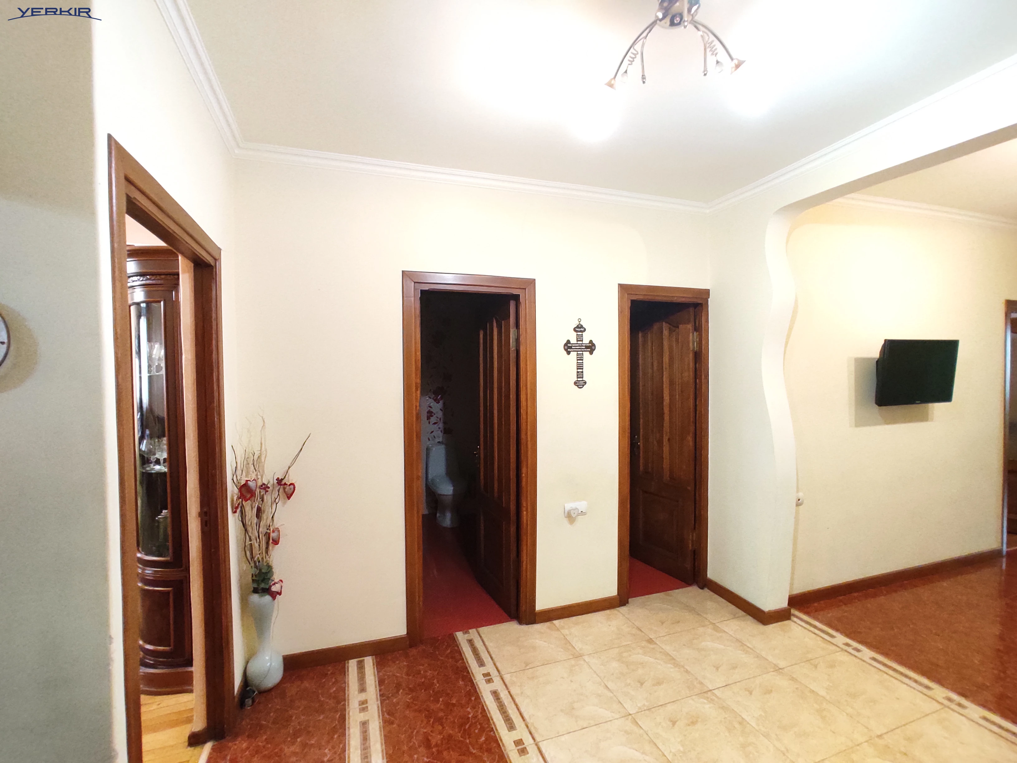 Apartments Code: 10+317462