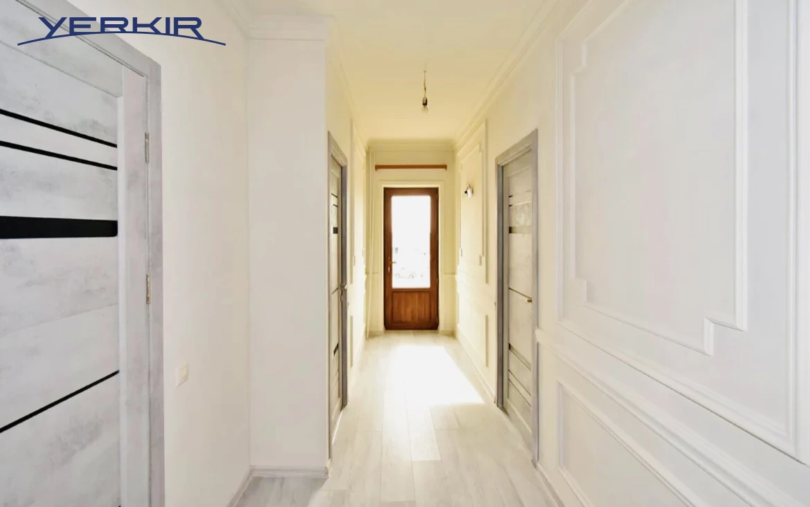 Առանձնատներ Կոդ` 3+510849