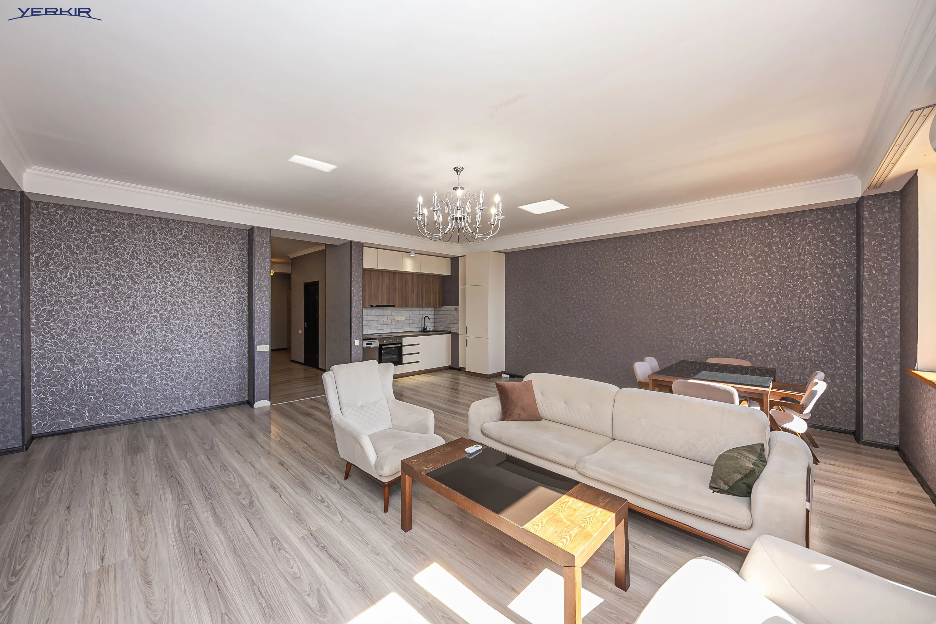 Բնակարաններ Կոդ` 9+319900