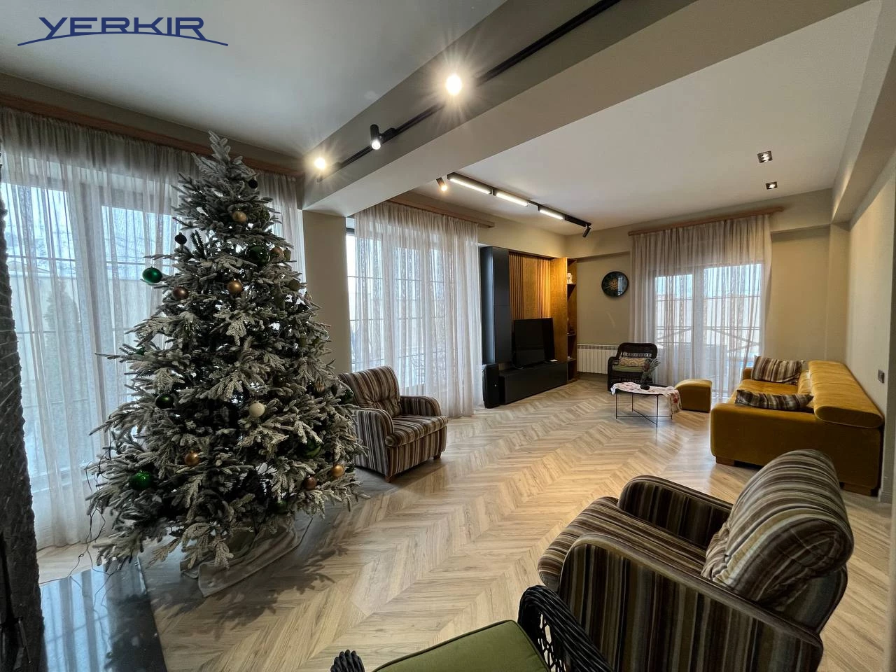 Houses Code: 1+515825