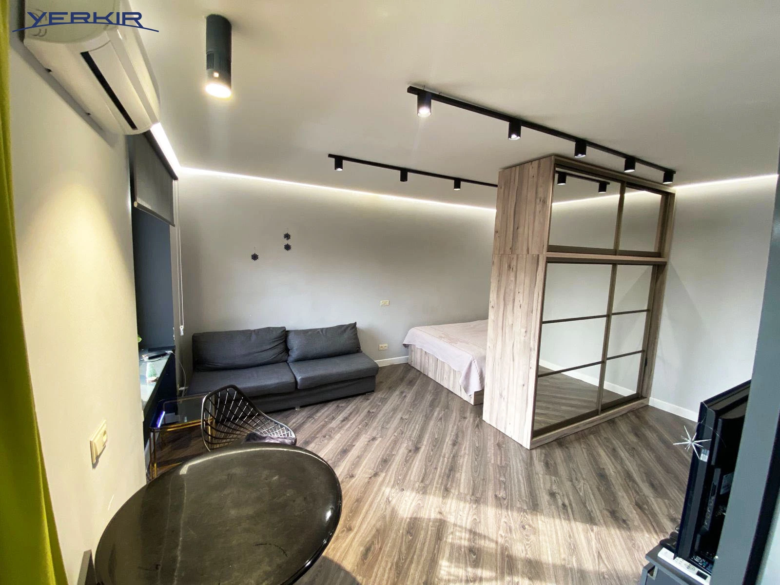 Apartments Code: 5+116309