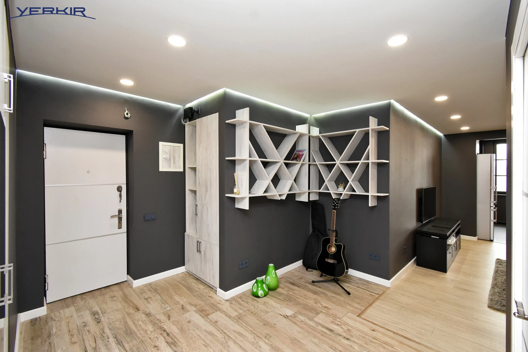 Apartments Code: 5+313426