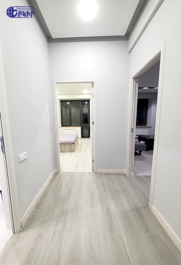 Բնակարաններ Կոդ` 5+22211