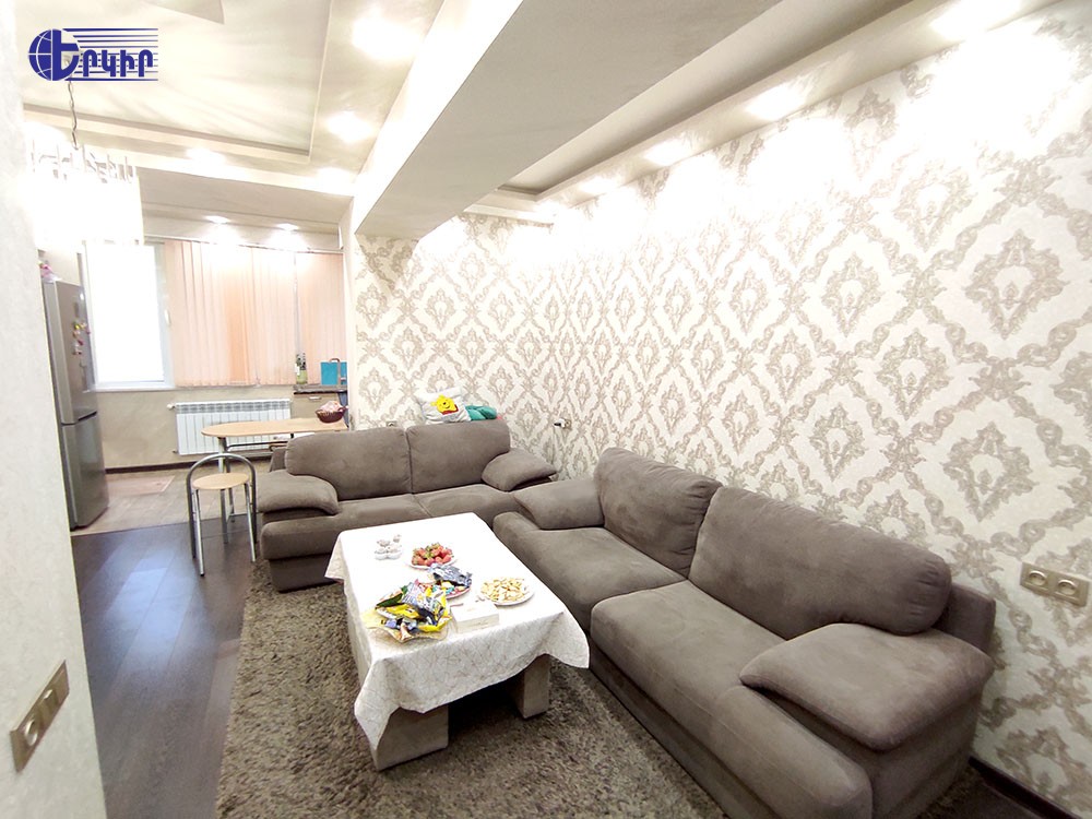 Բնակարաններ Կոդ` 5+22097