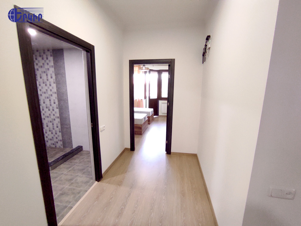 Բնակարաններ Կոդ` 5+303567