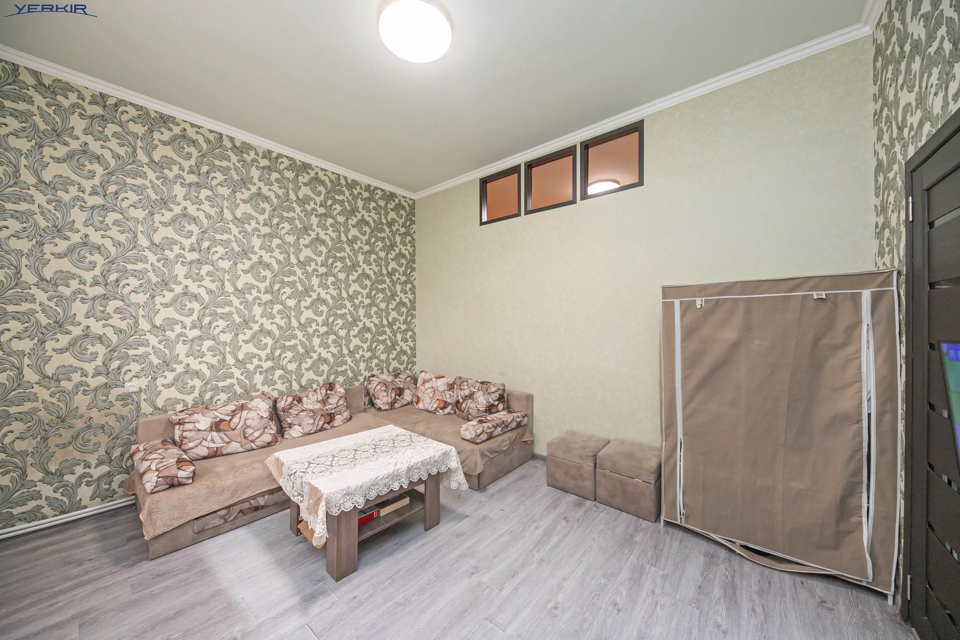 Բնակարաններ Կոդ` 9+1367519