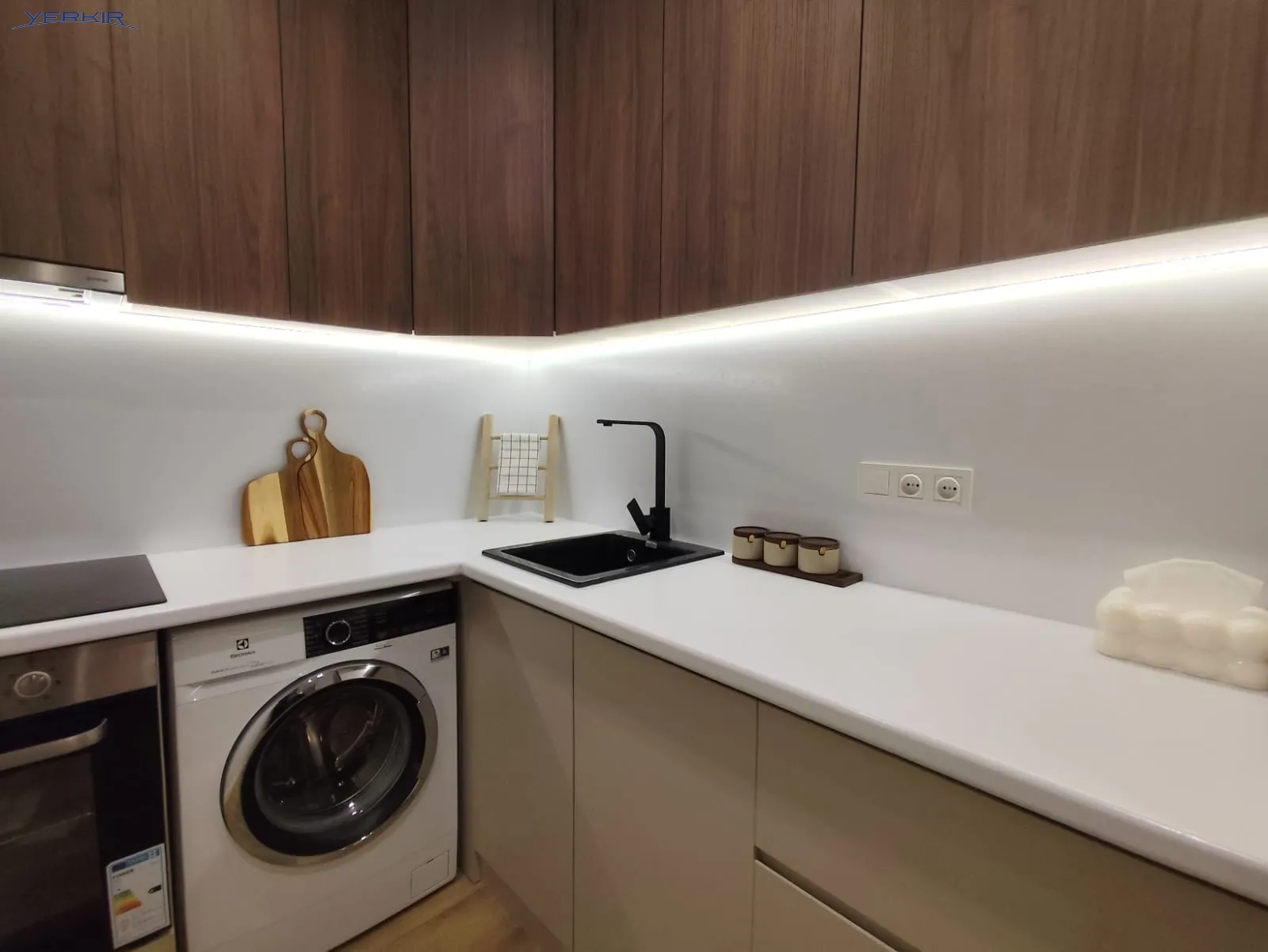 Բնակարաններ Կոդ` 10+2791324