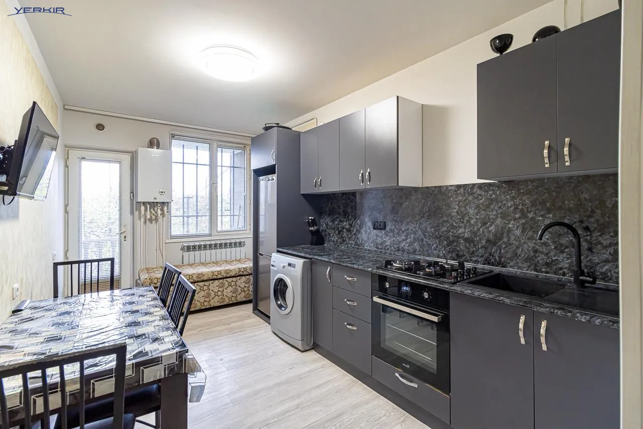 Apartments Code: 3+2663908