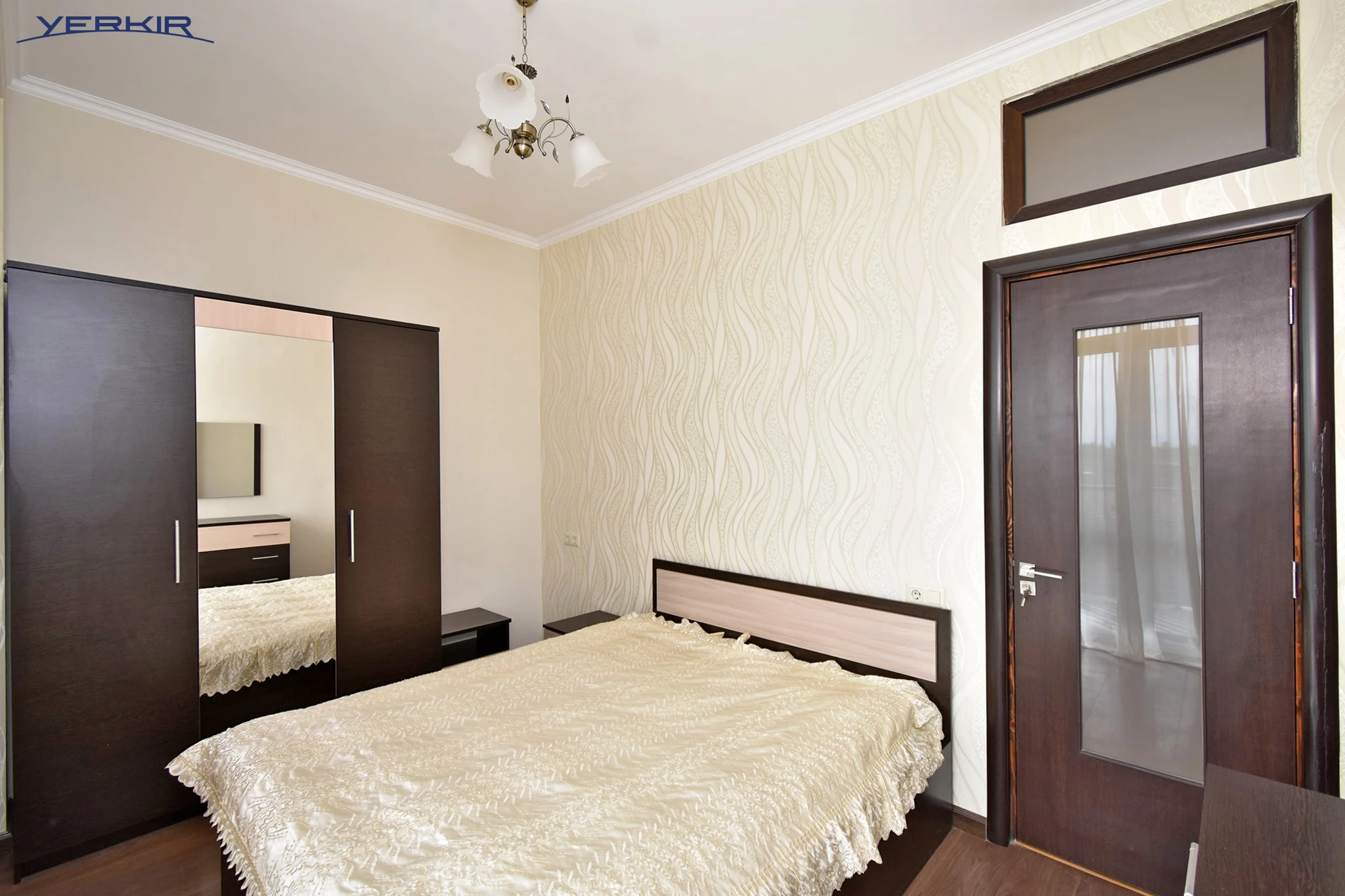 Apartments Code: 10+317820