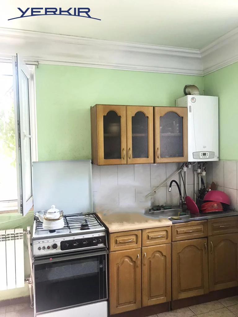 Առանձնատներ Կոդ` 5+50093