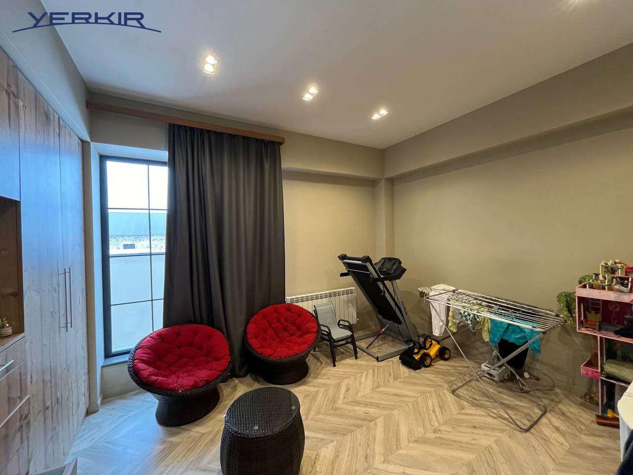 Houses Code: 1+515825