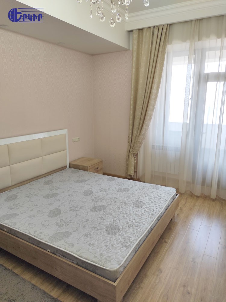 Բնակարաններ Կոդ` 8+21247