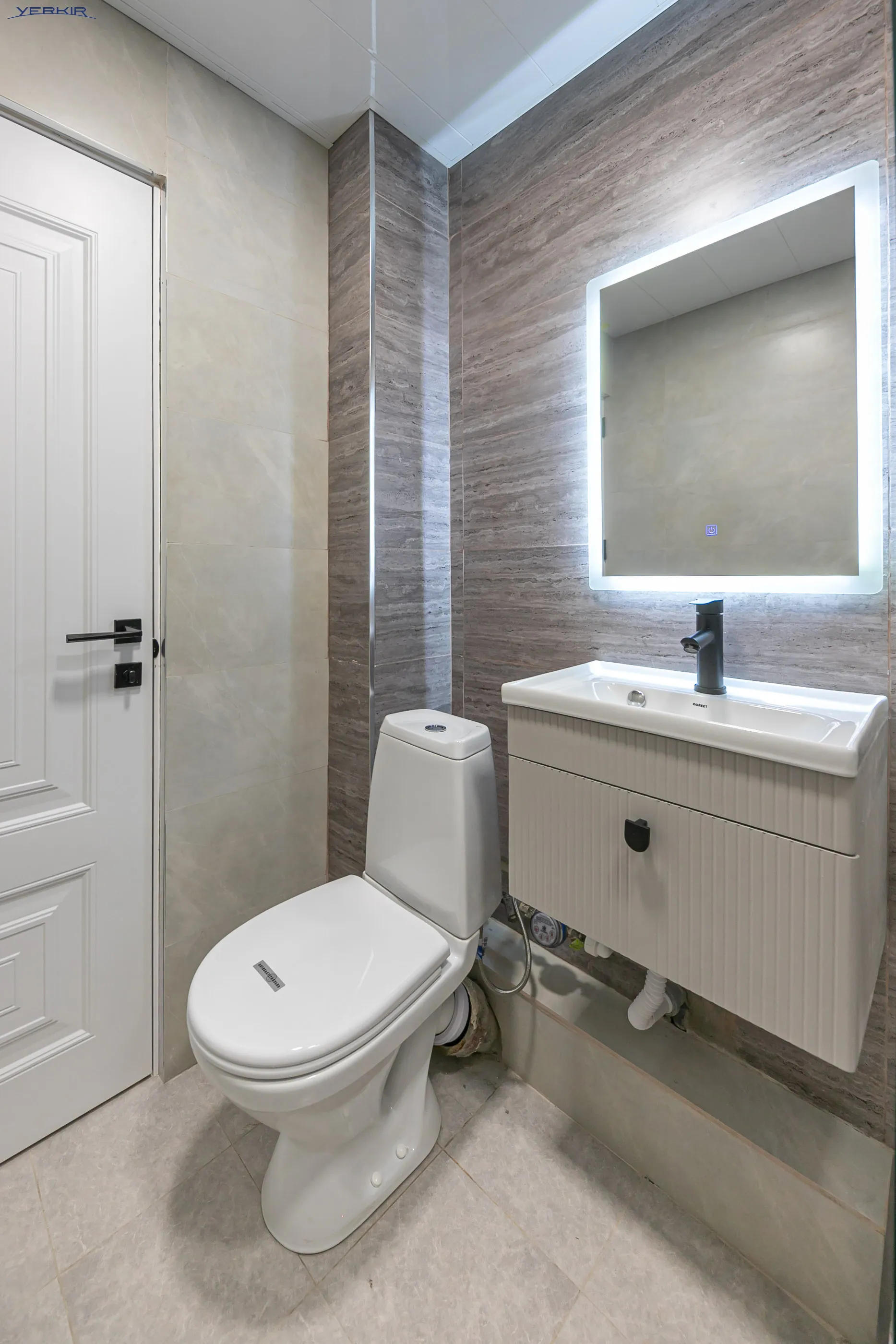 Բնակարաններ Կոդ` 5+1677608